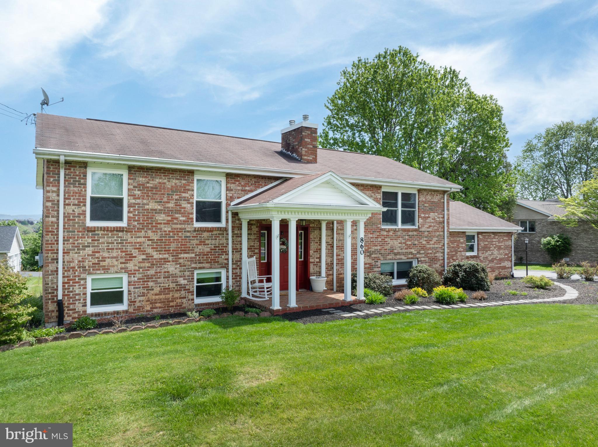 CENTRE HILLS VILLAGE - Residential