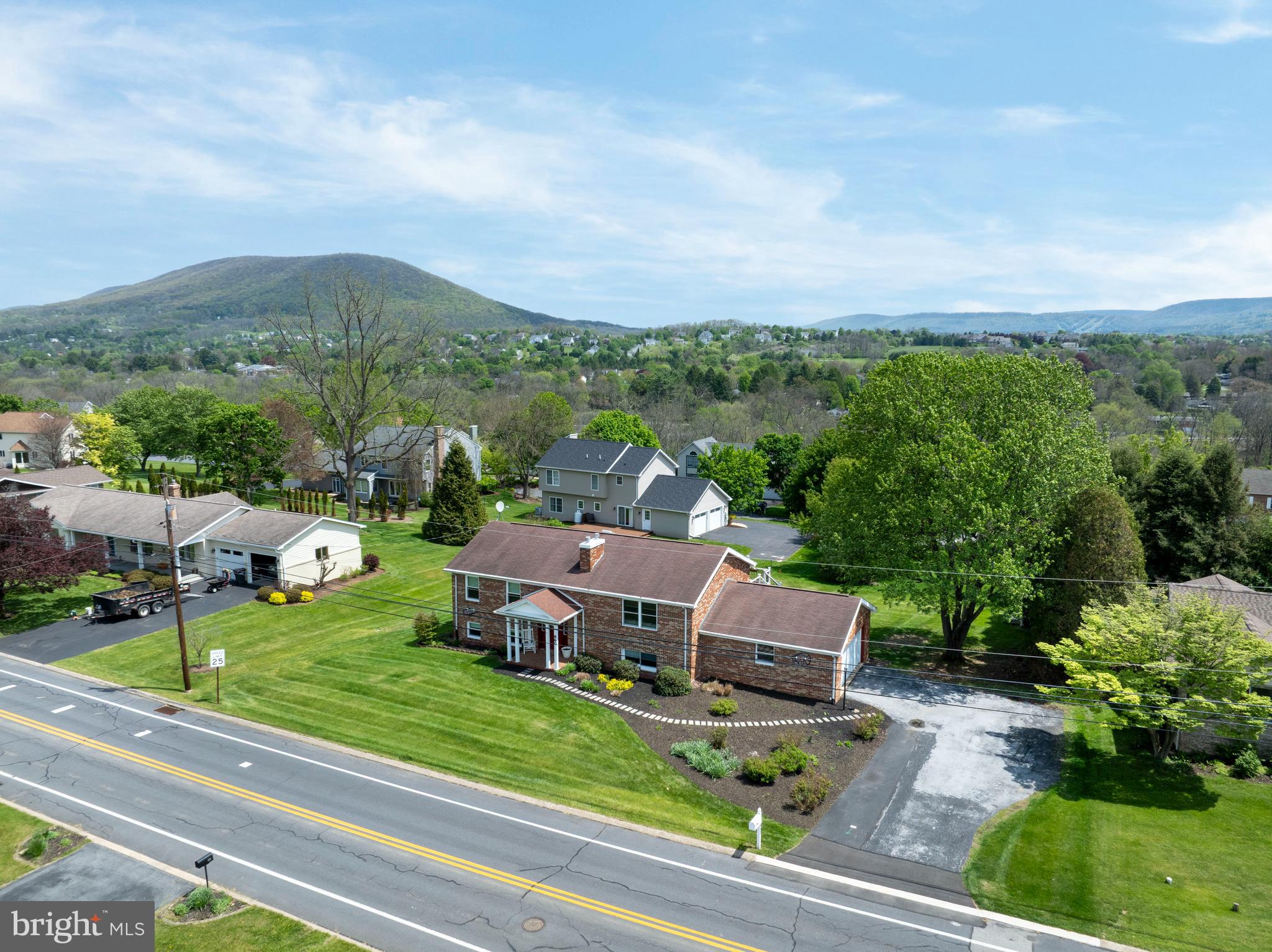 CENTRE HILLS VILLAGE - Residential