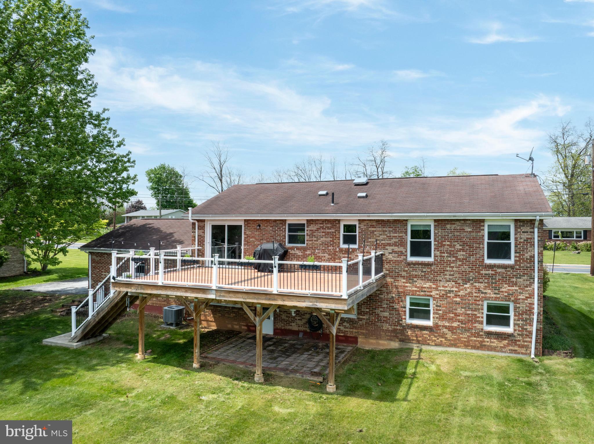 CENTRE HILLS VILLAGE - Residential