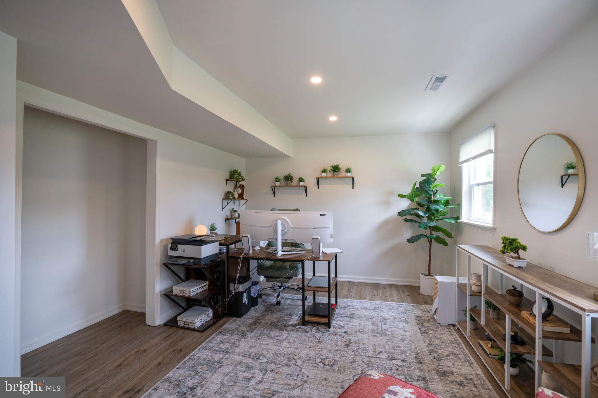CENTRE HILLS VILLAGE - Residential