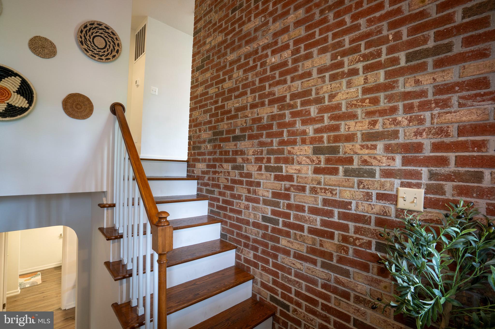 CENTRE HILLS VILLAGE - Residential