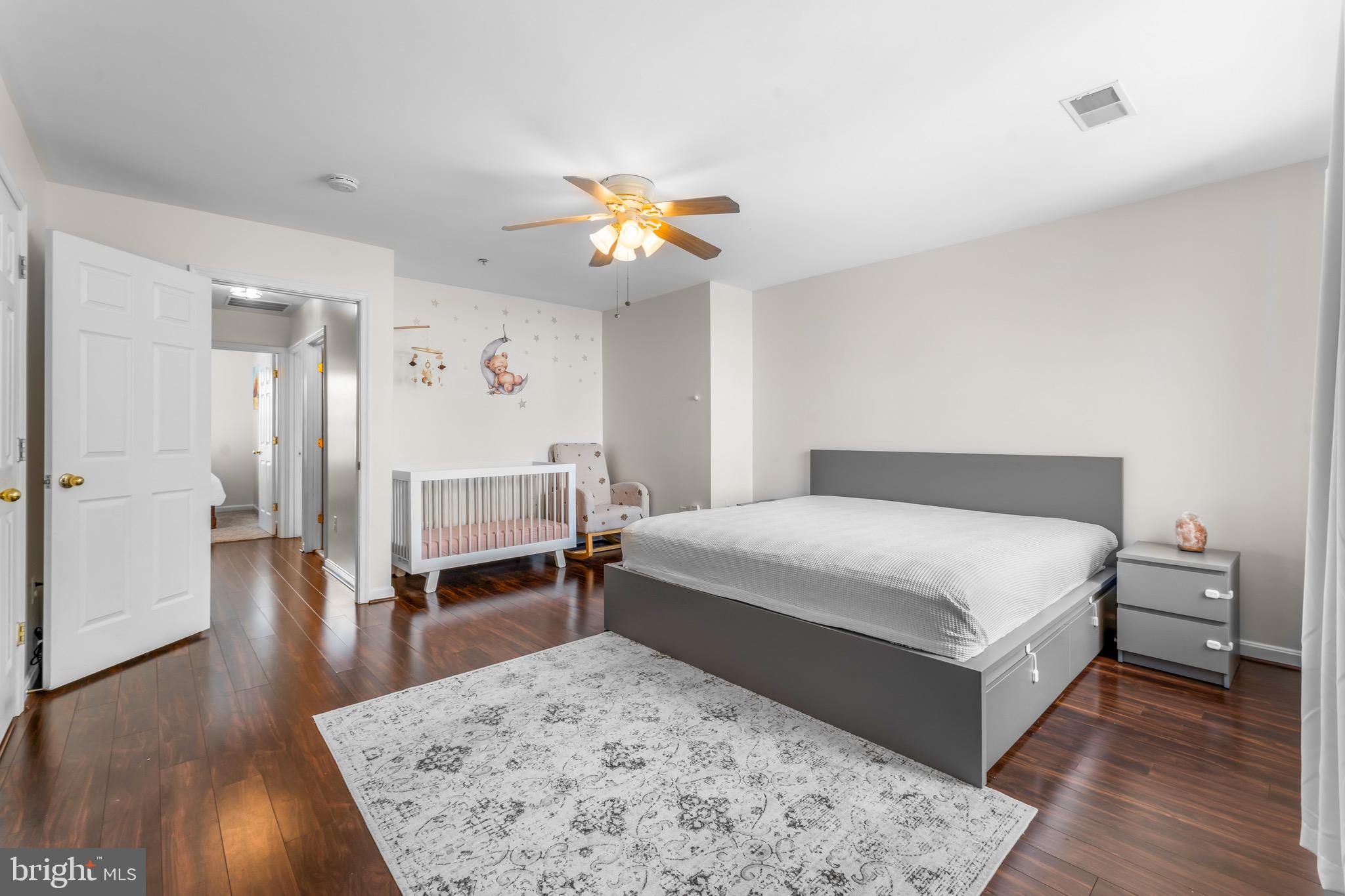 SEVEN OAKS - Residential Lease