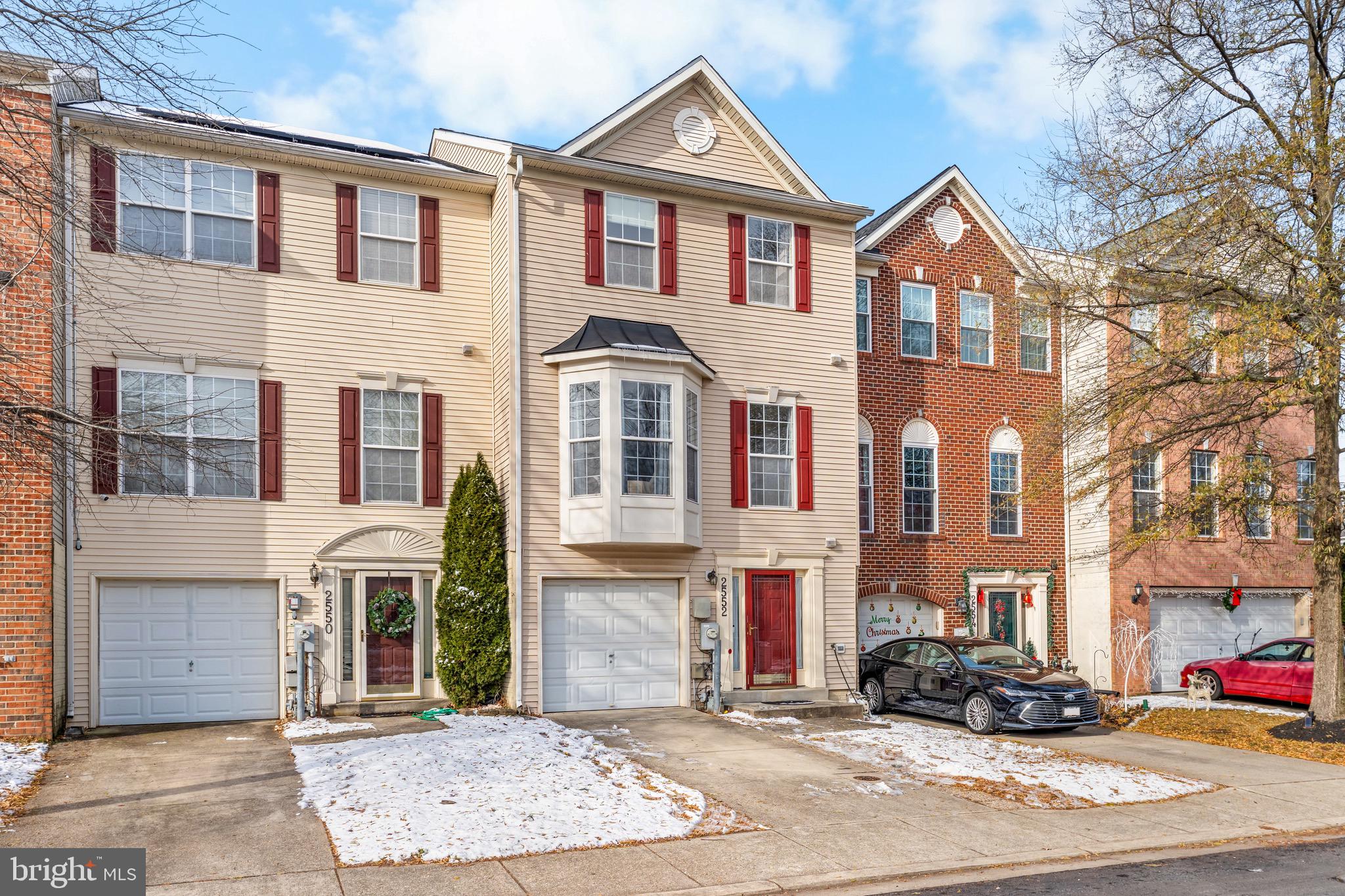 SEVEN OAKS - Residential Lease