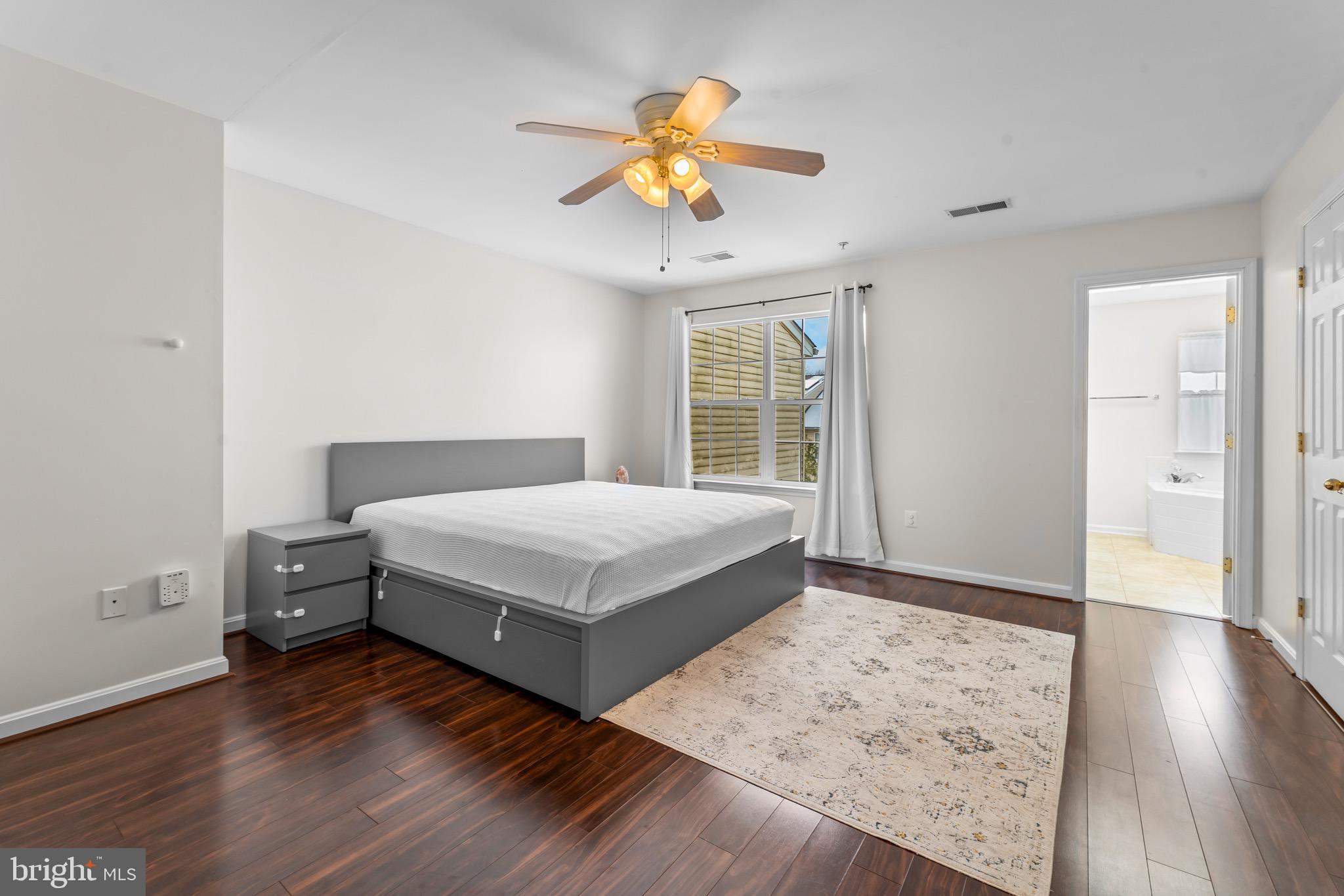 SEVEN OAKS - Residential Lease