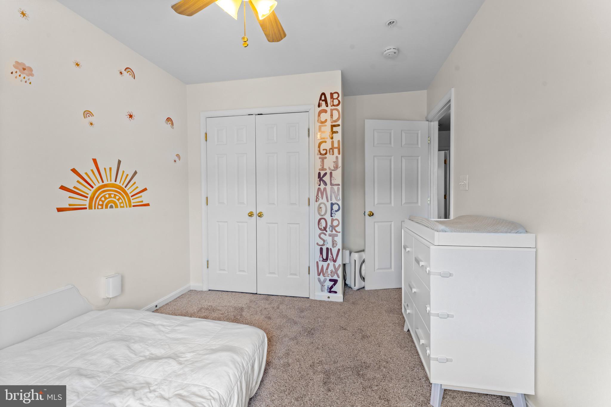 SEVEN OAKS - Residential Lease