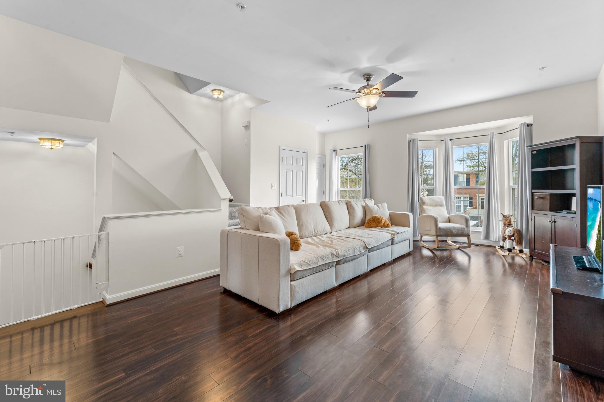 SEVEN OAKS - Residential Lease