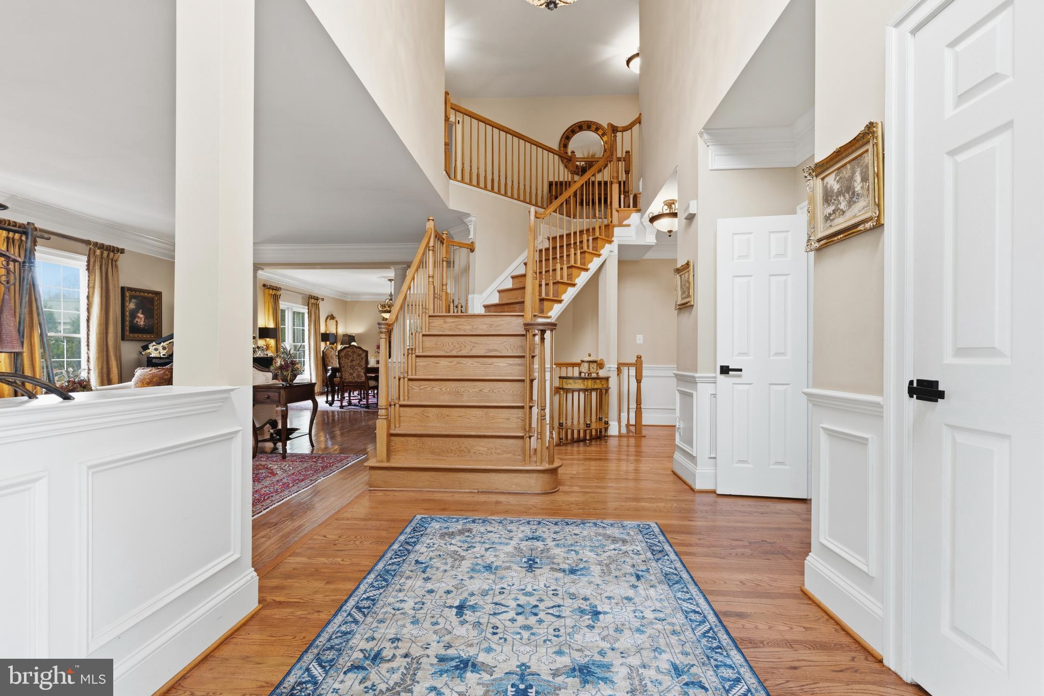 KINGS CROSSING - Residential