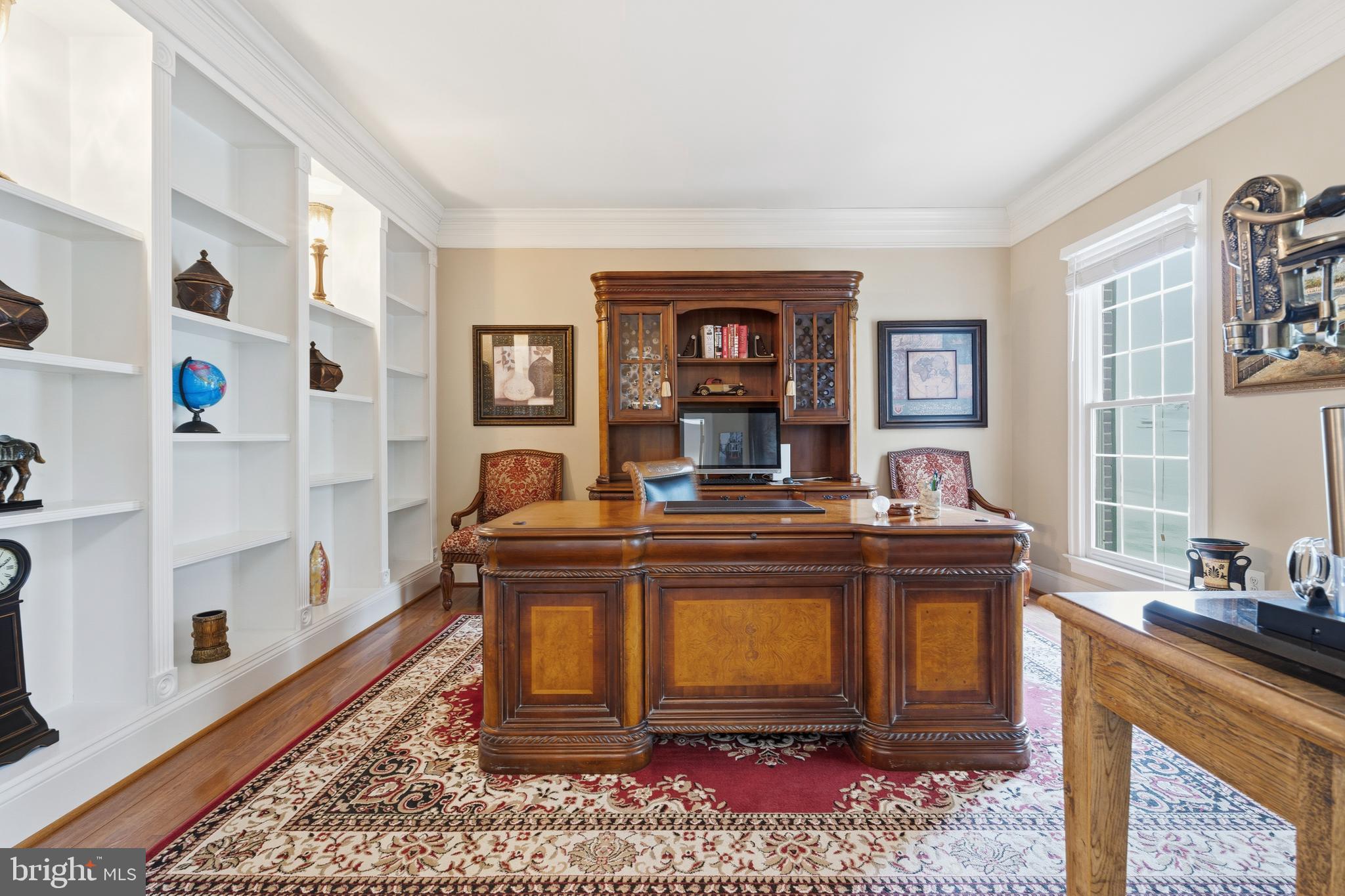 KINGS CROSSING - Residential