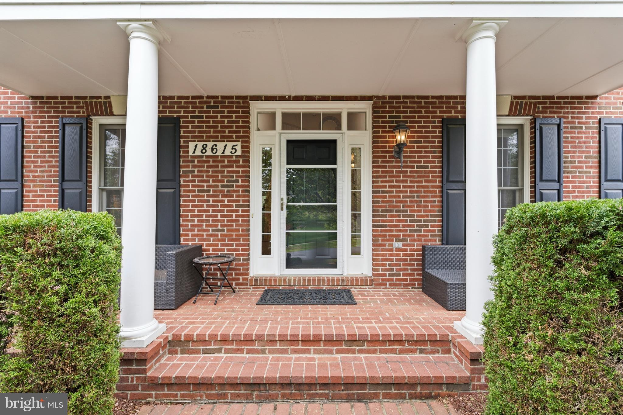 KINGS CROSSING - Residential