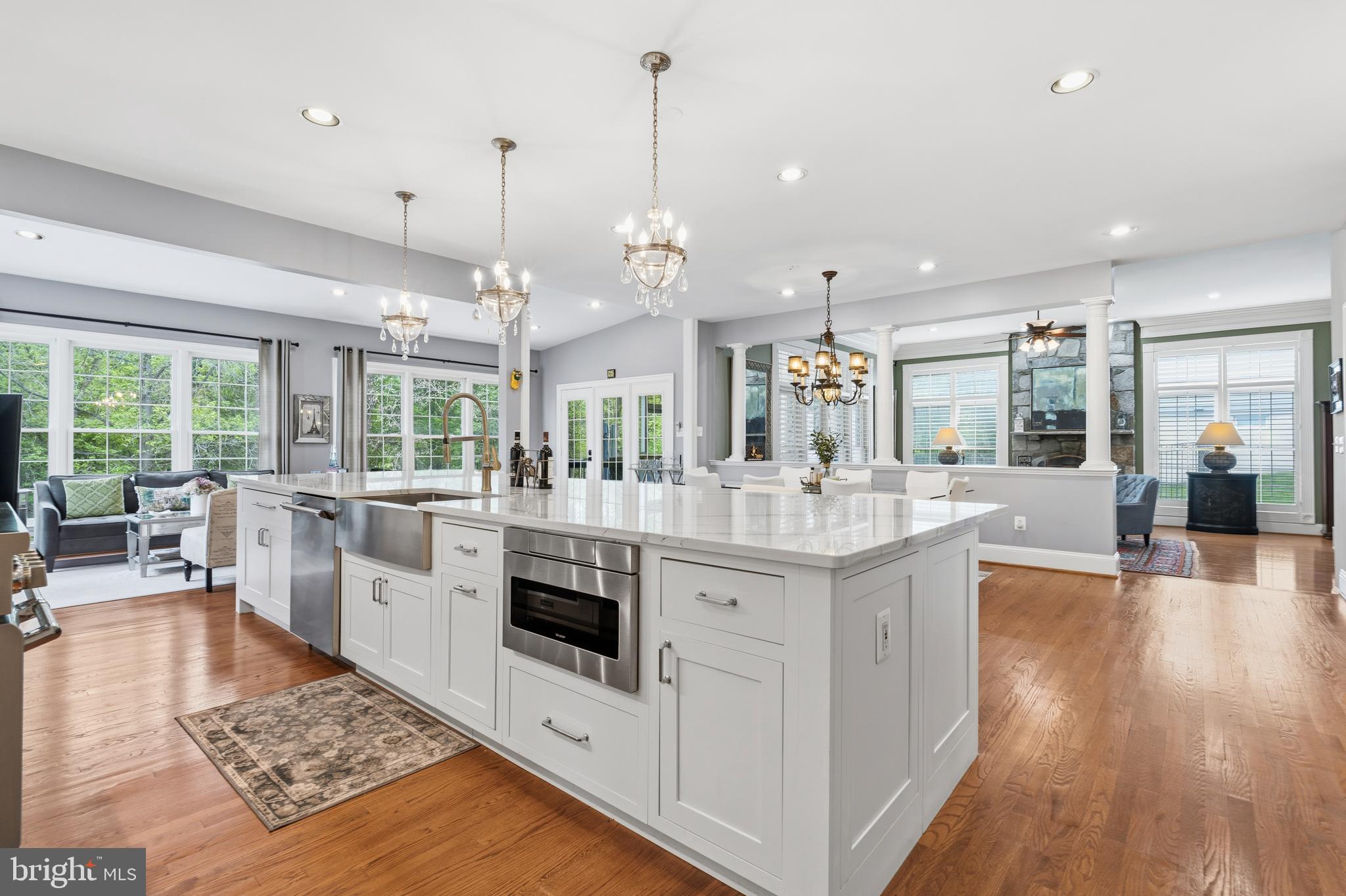 KINGS CROSSING - Residential