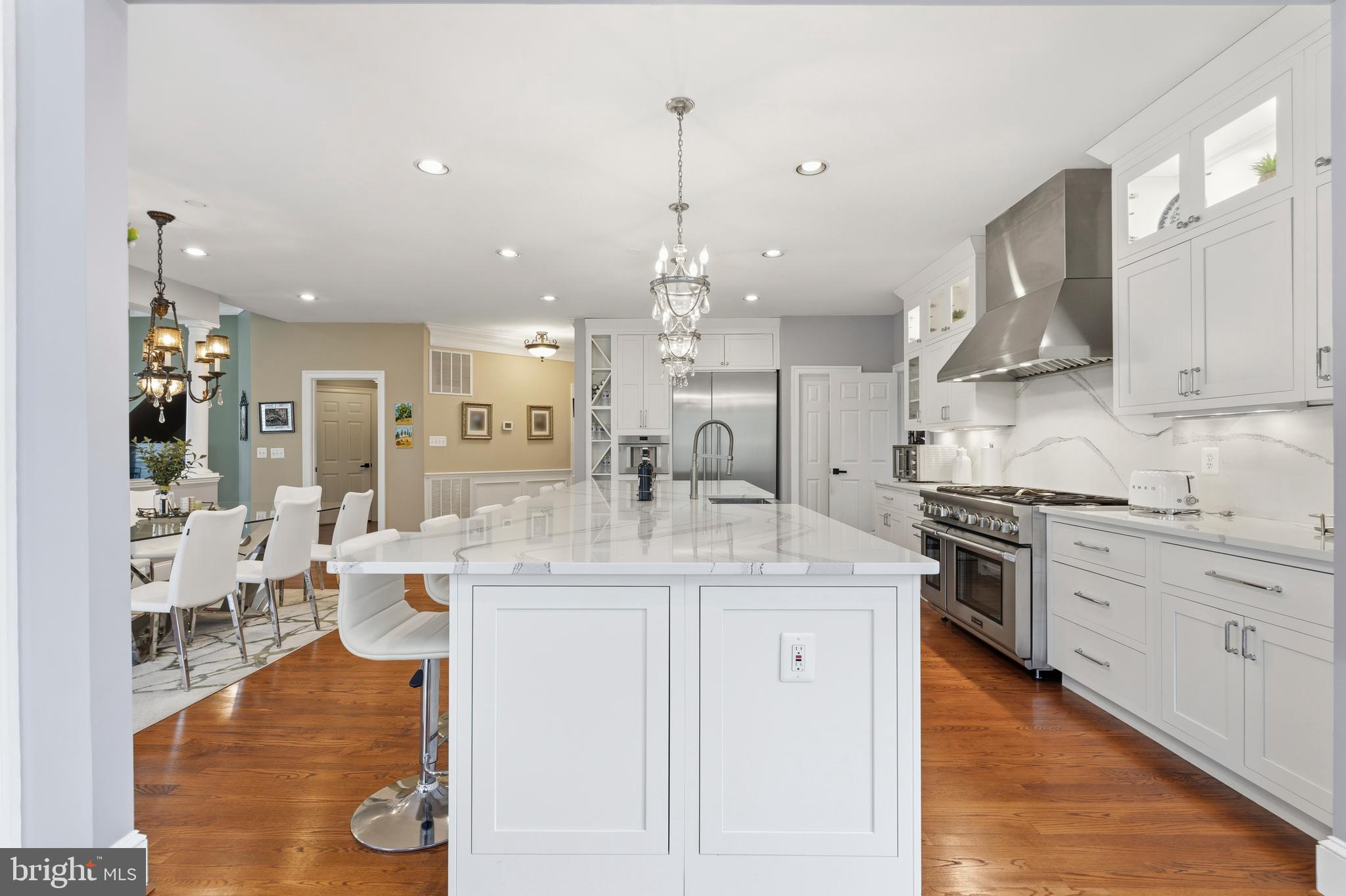 KINGS CROSSING - Residential