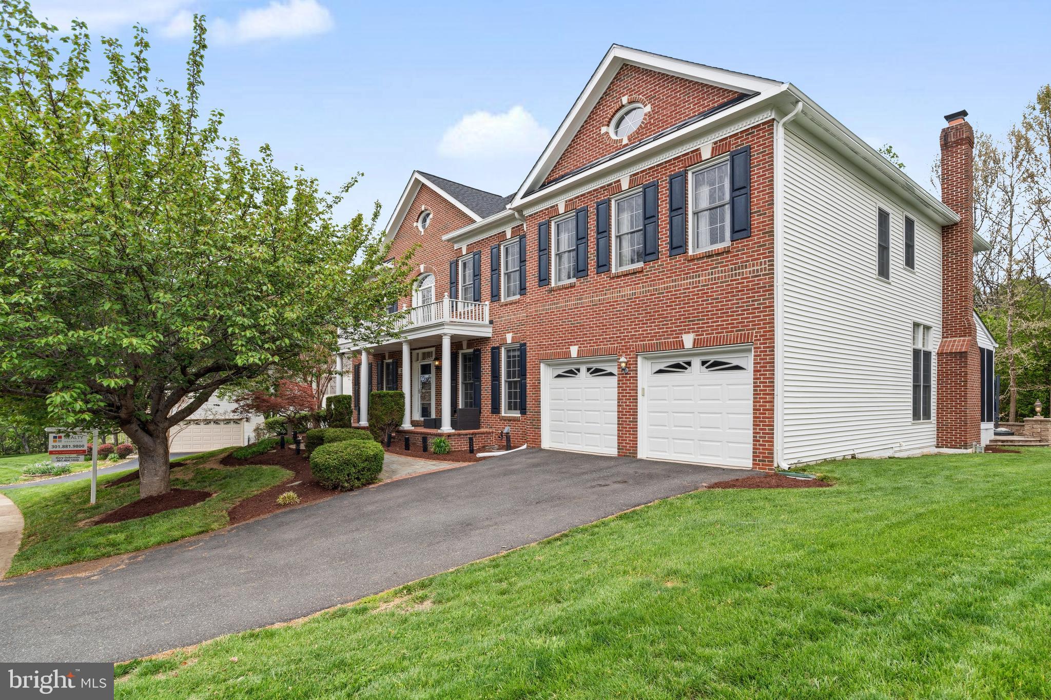 KINGS CROSSING - Residential