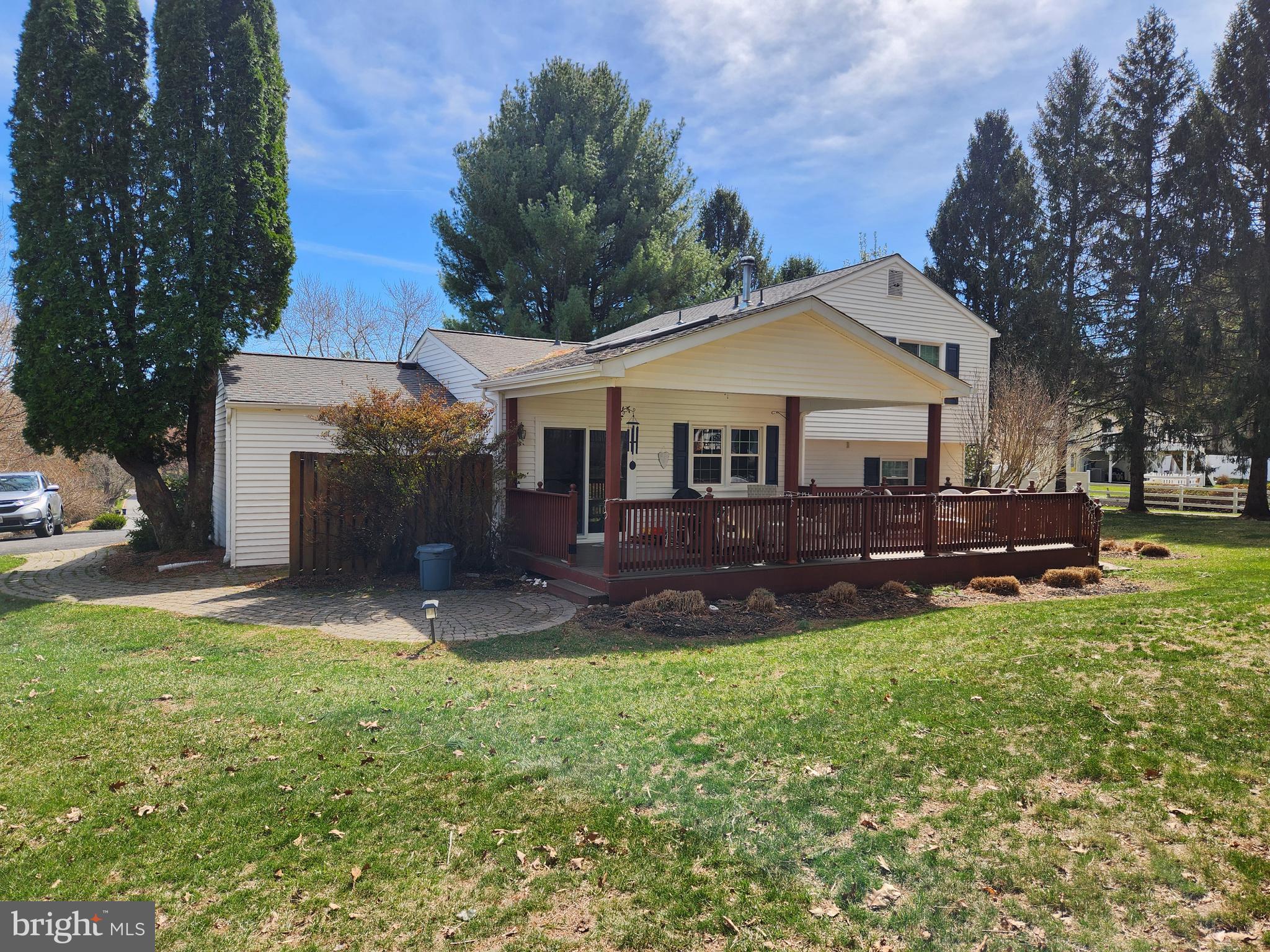 5382 VIEW POINT COURT