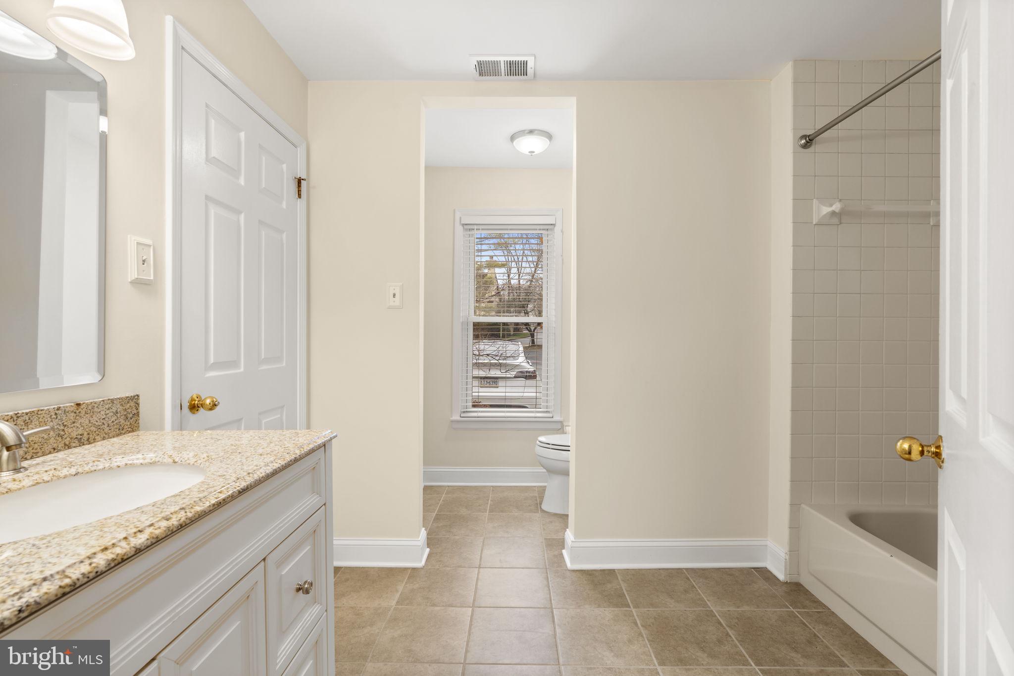 CHESTERBROOK - Residential