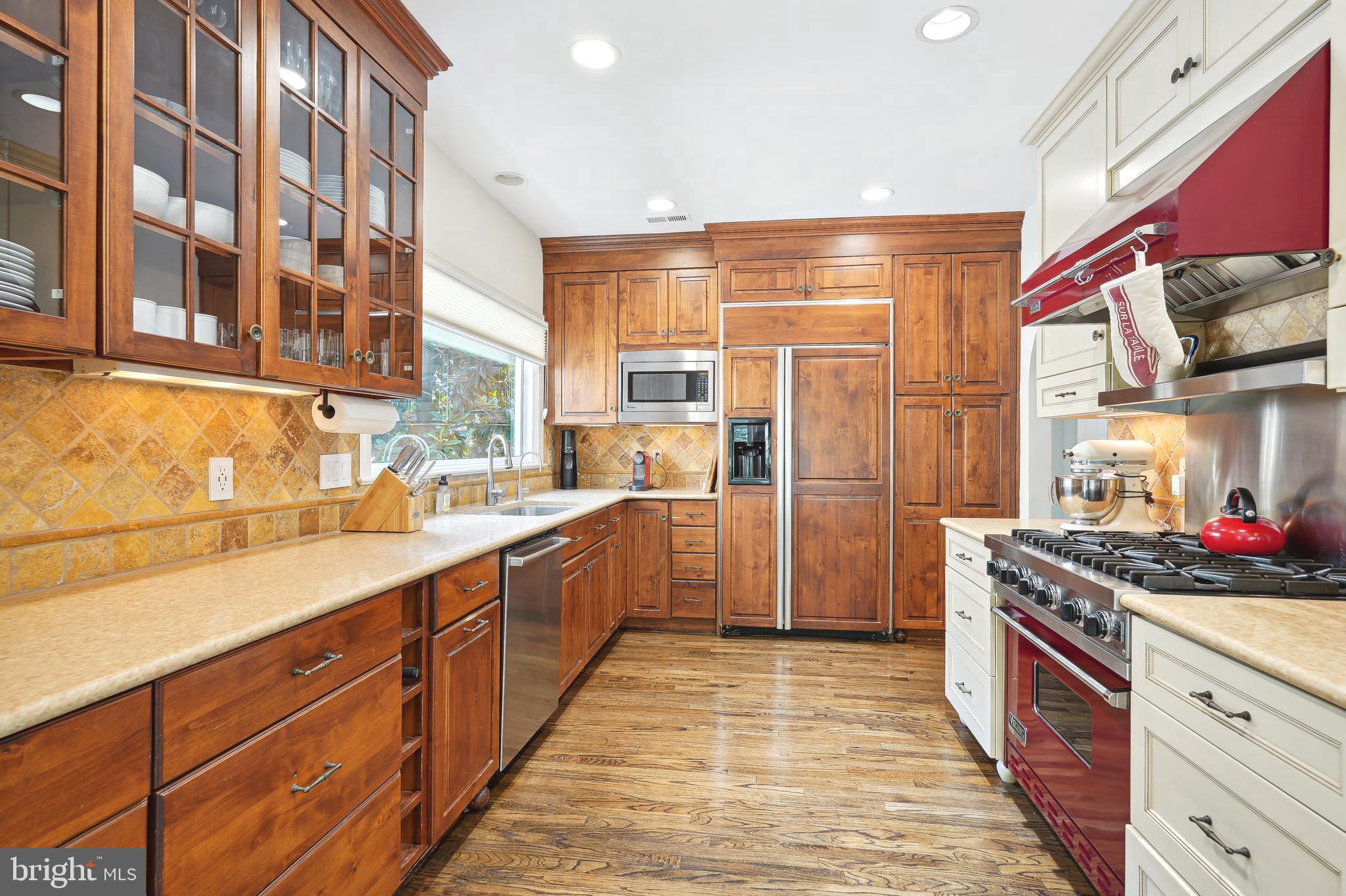 QUAKER HILL - Residential