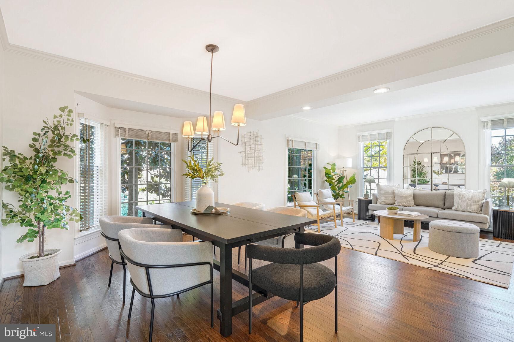 QUAKER HILL - Residential