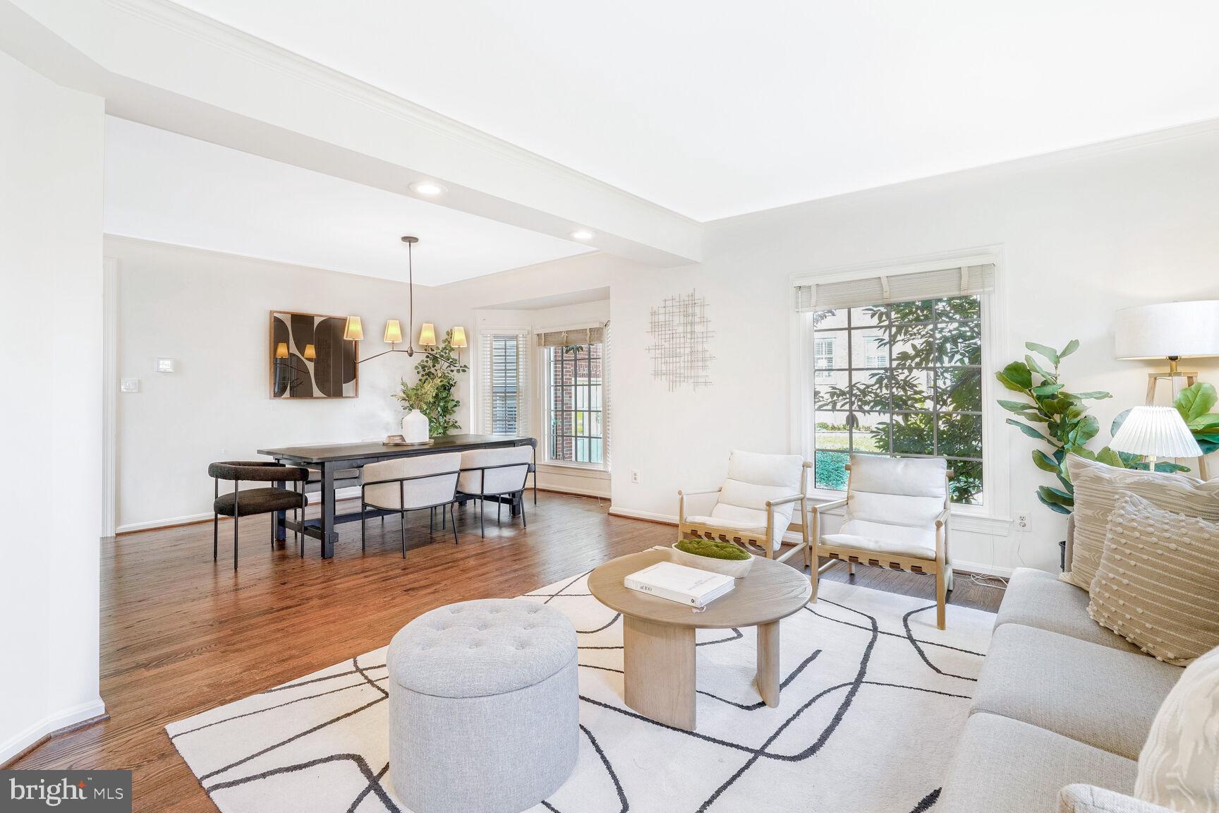 QUAKER HILL - Residential