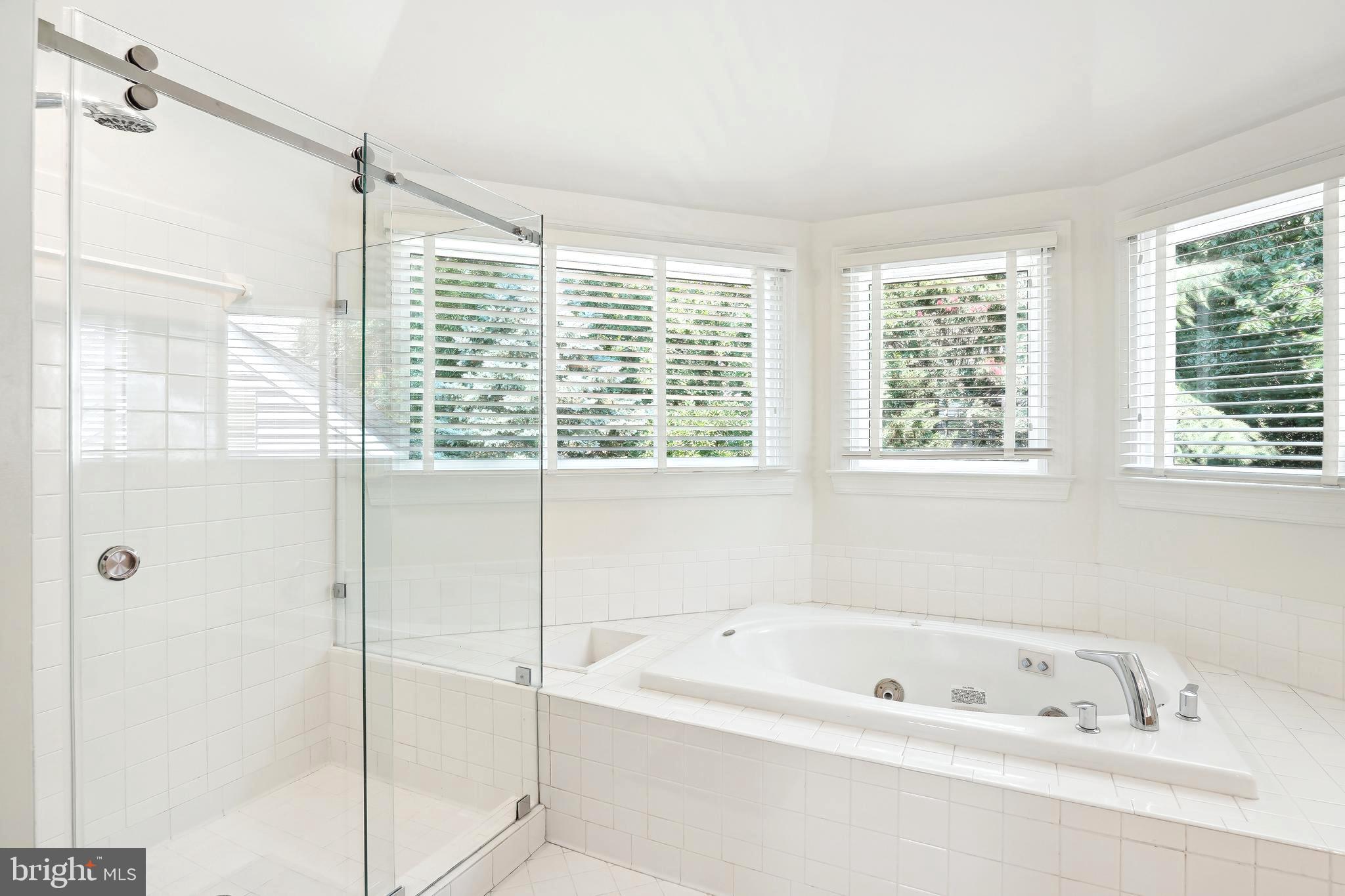 QUAKER HILL - Residential