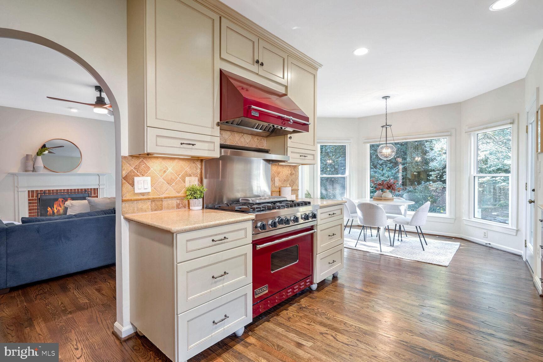 QUAKER HILL - Residential