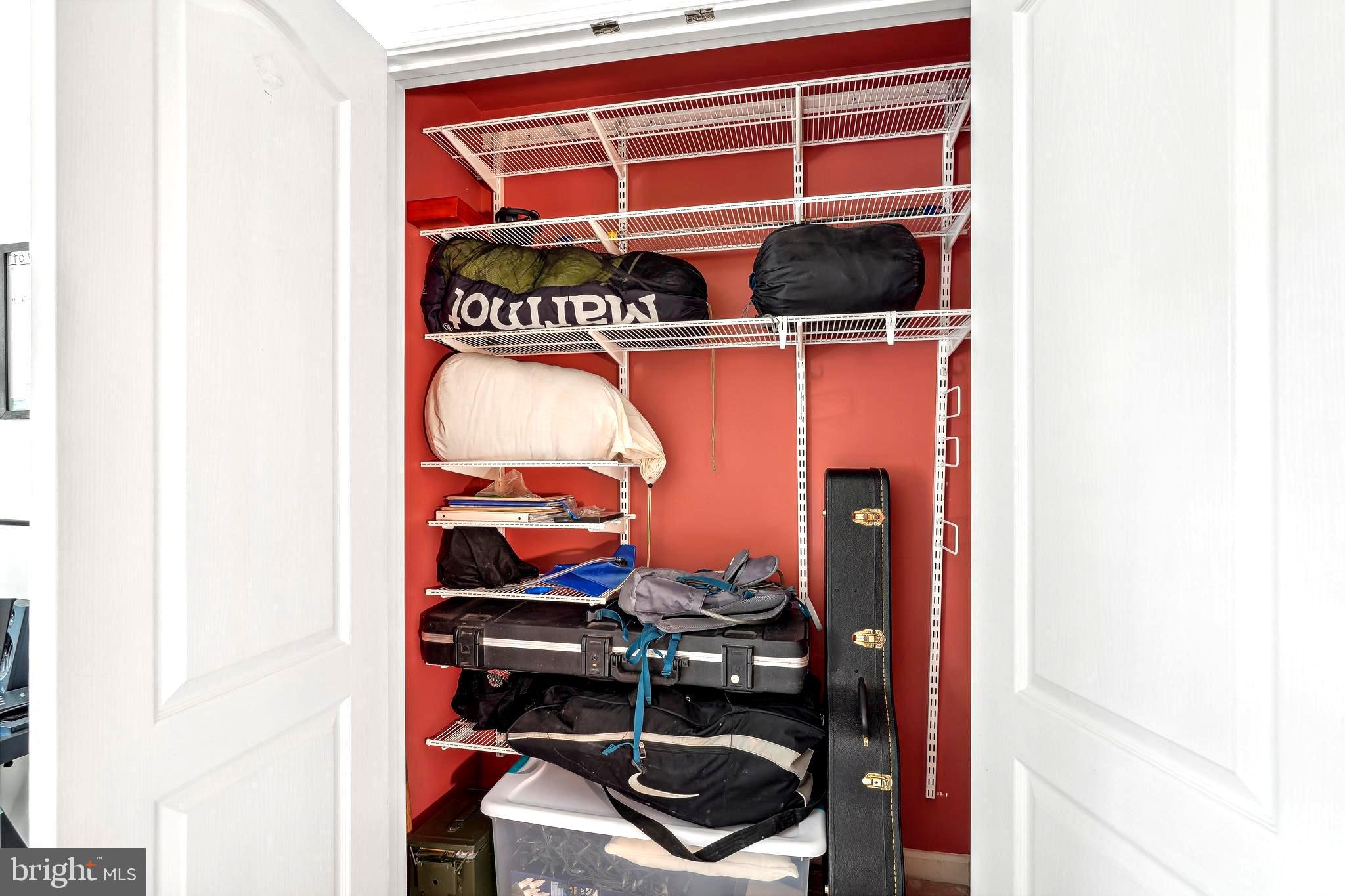 QUAKER HILL - Residential