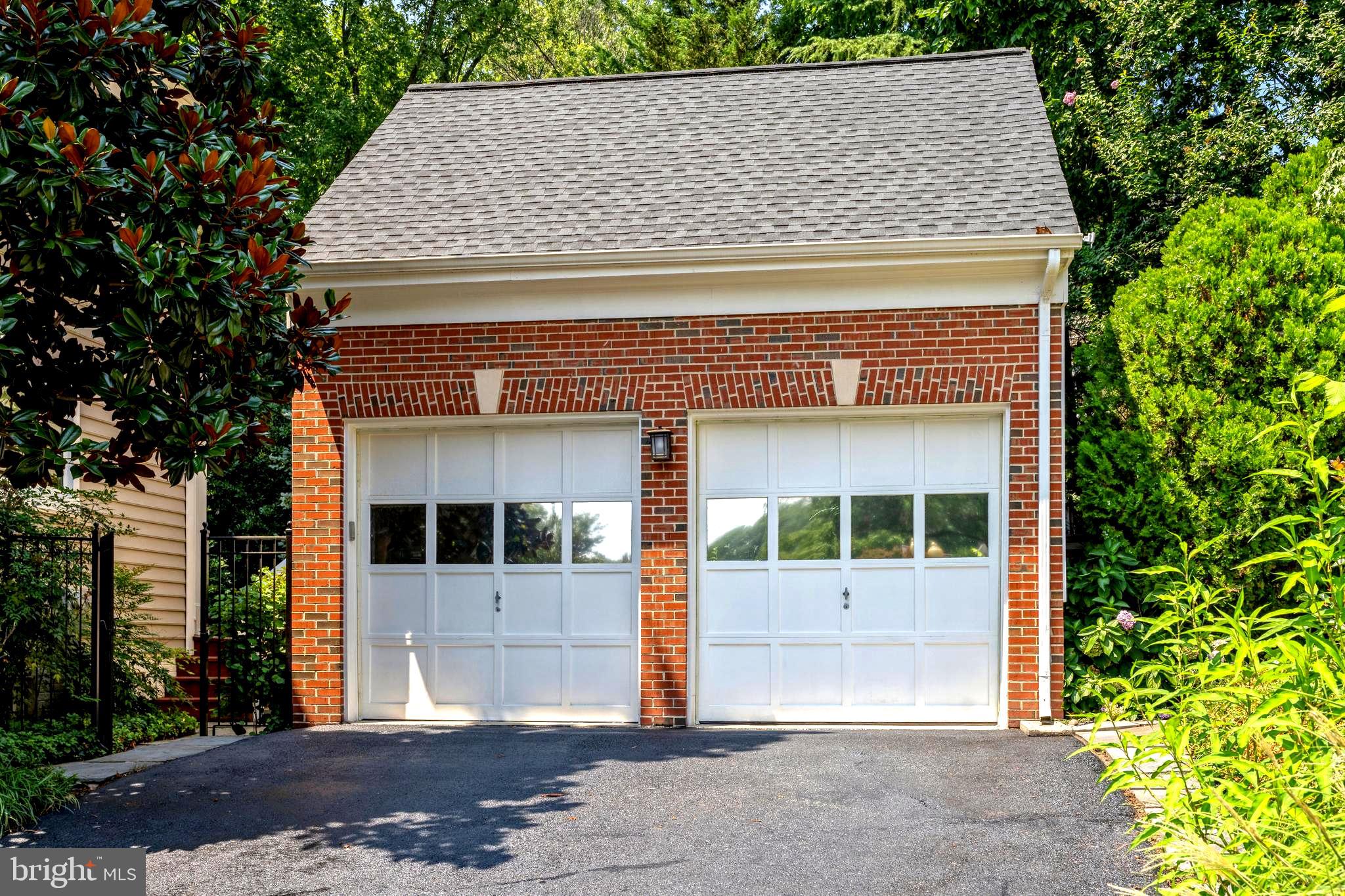 QUAKER HILL - Residential