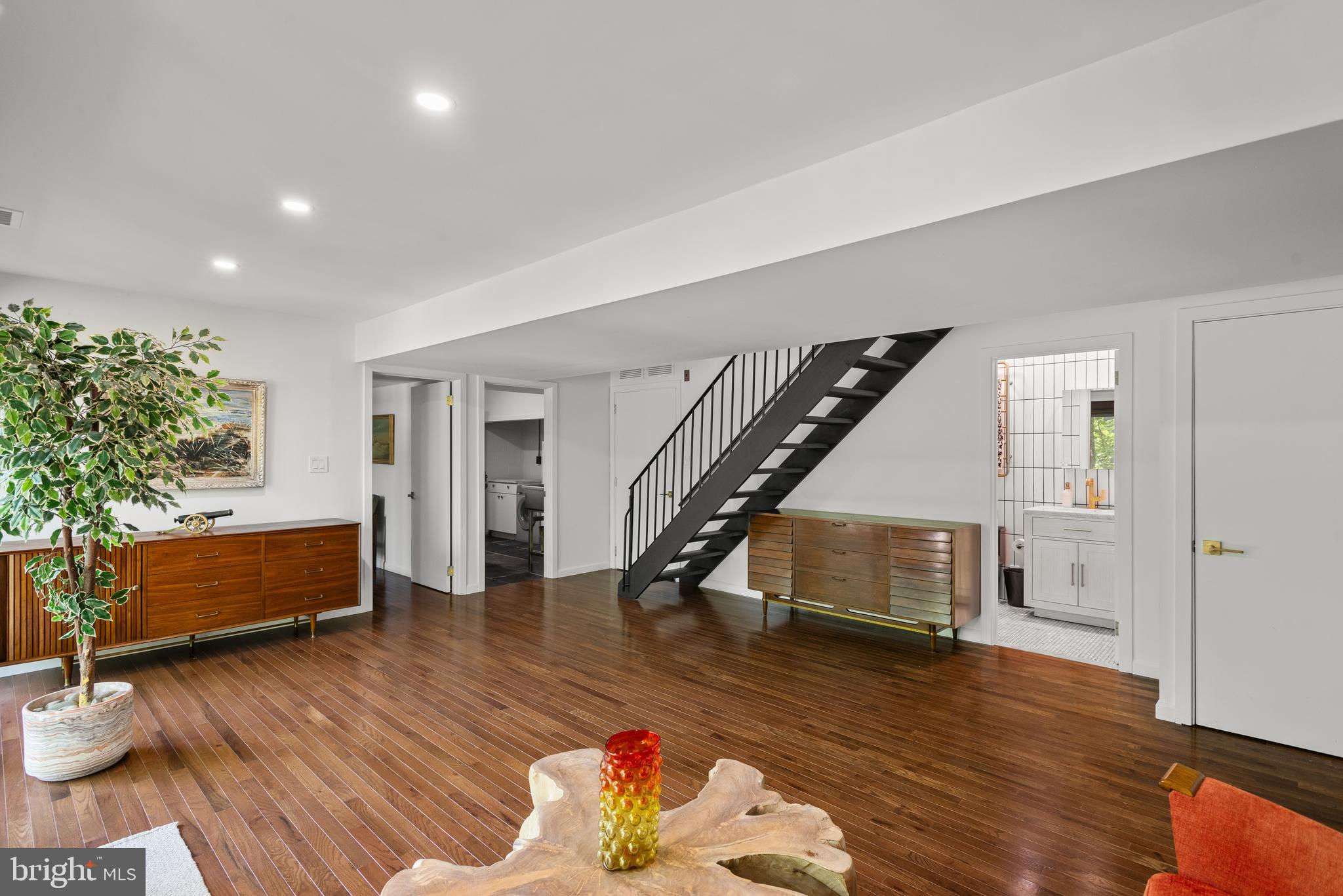 VALLEY HILLS - Residential