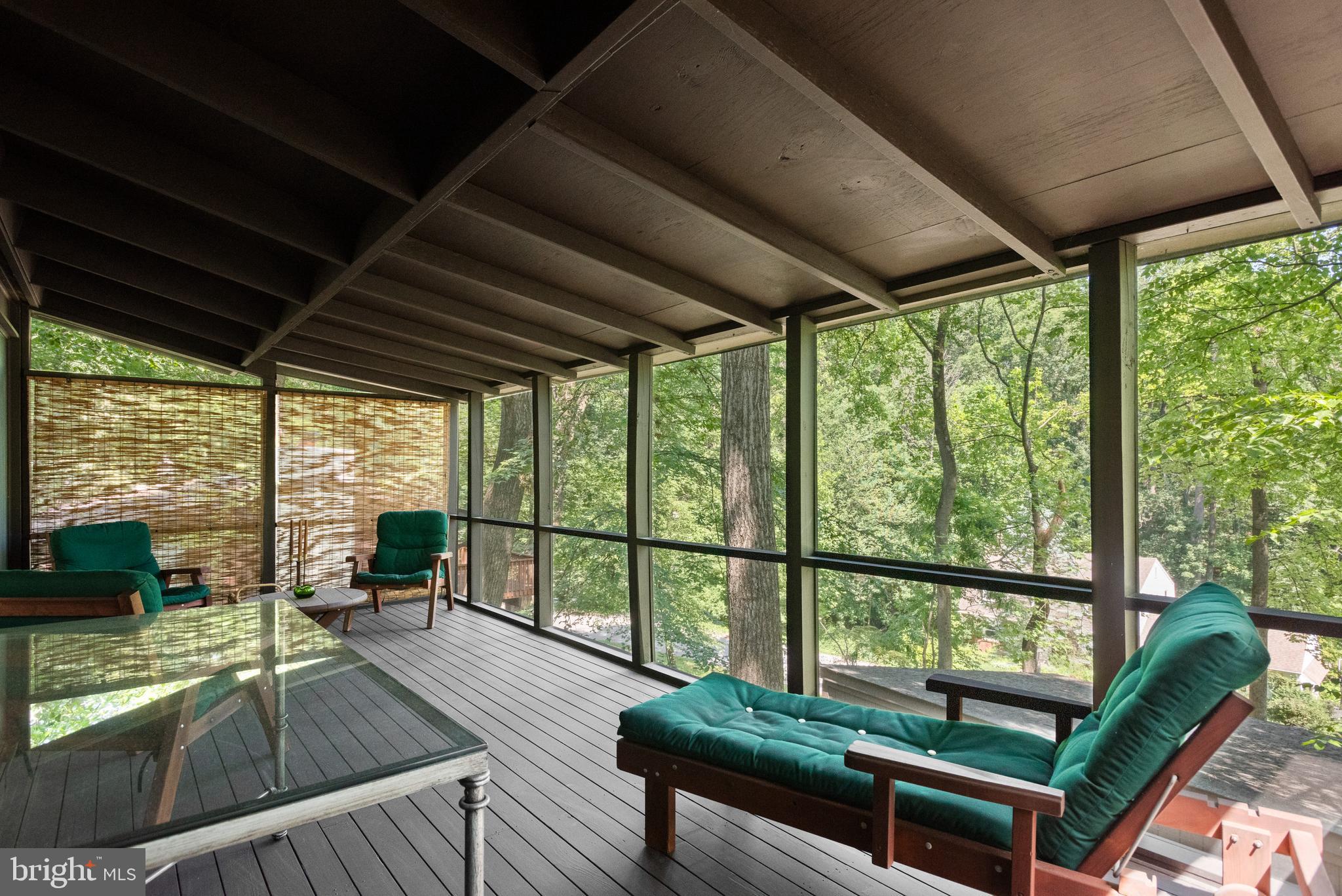 VALLEY HILLS - Residential