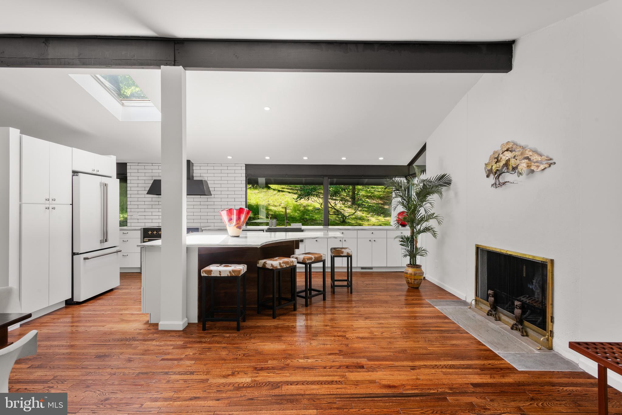 VALLEY HILLS - Residential