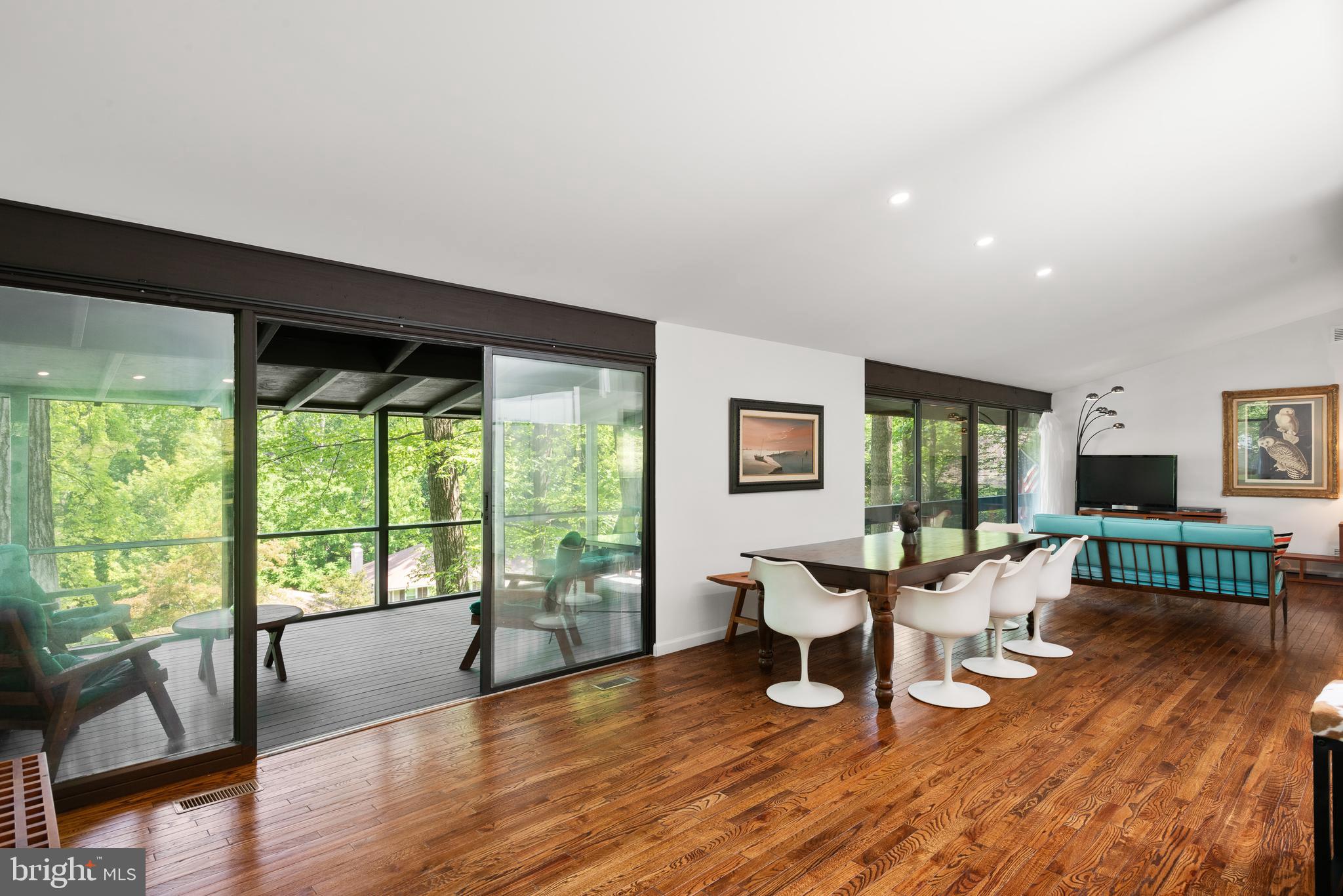 VALLEY HILLS - Residential