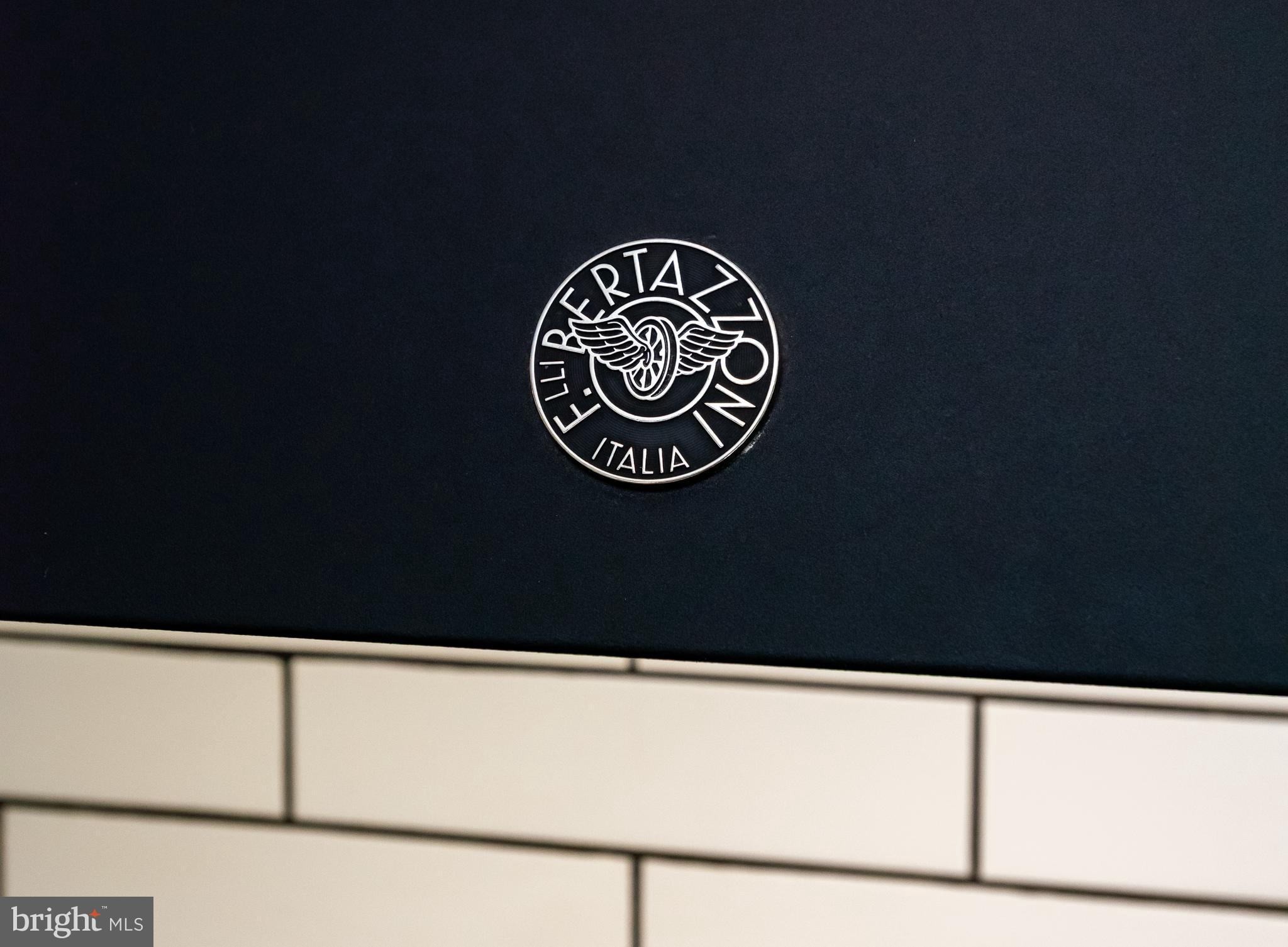 VALLEY HILLS - Residential