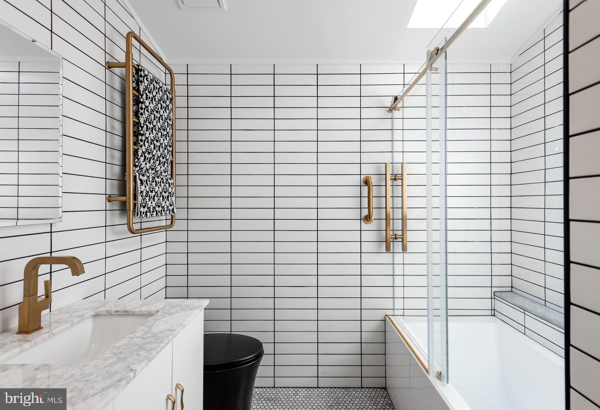 VALLEY HILLS - Residential