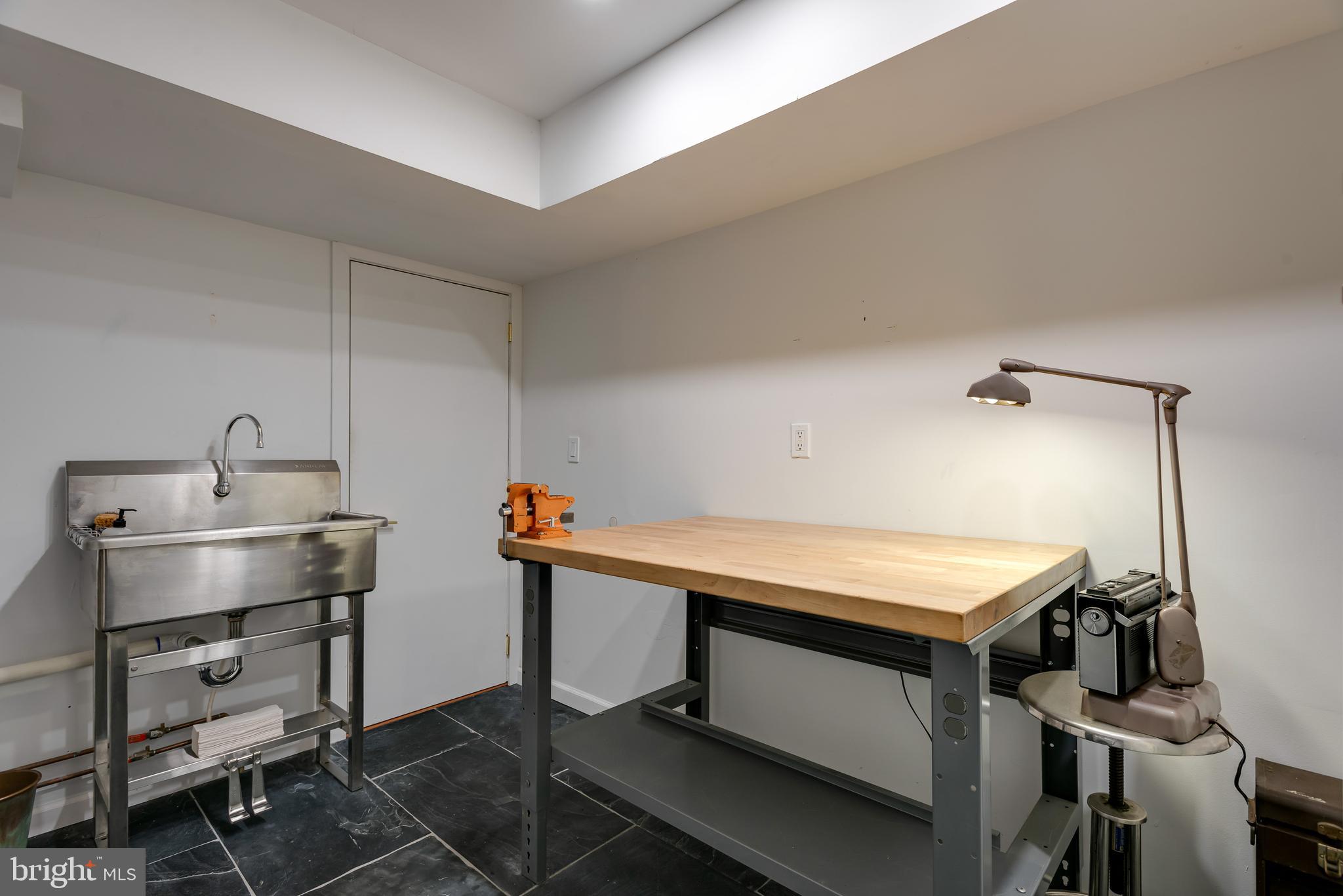 VALLEY HILLS - Residential