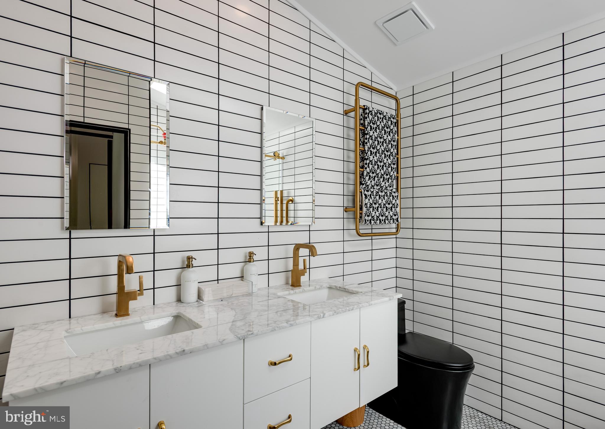 VALLEY HILLS - Residential