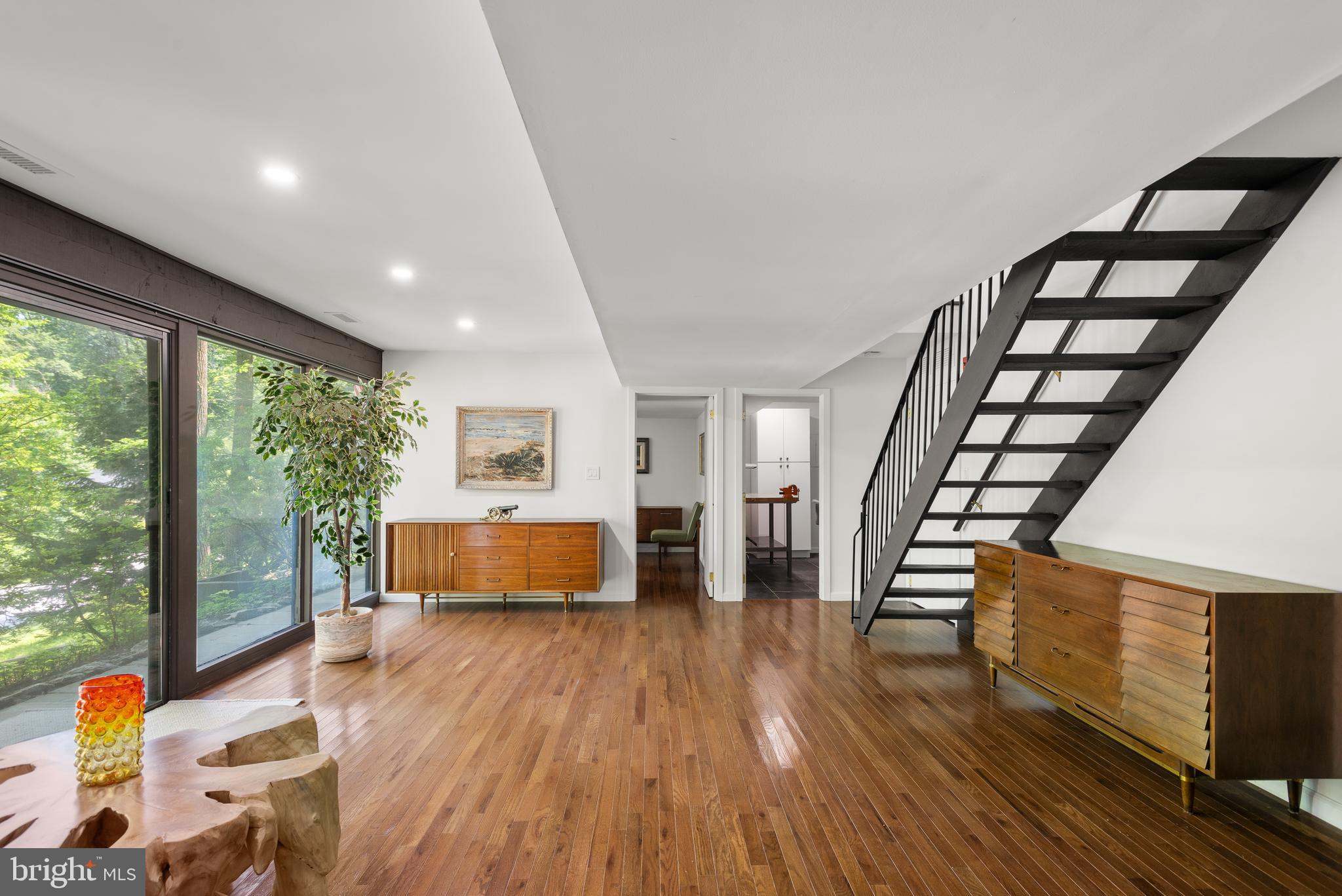 VALLEY HILLS - Residential