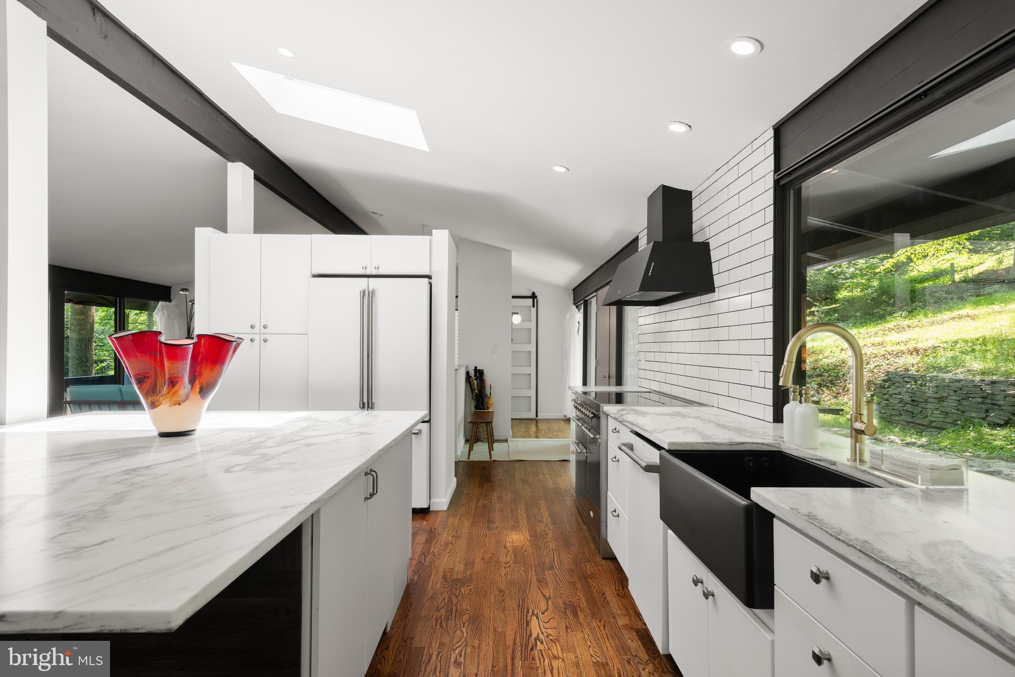 VALLEY HILLS - Residential