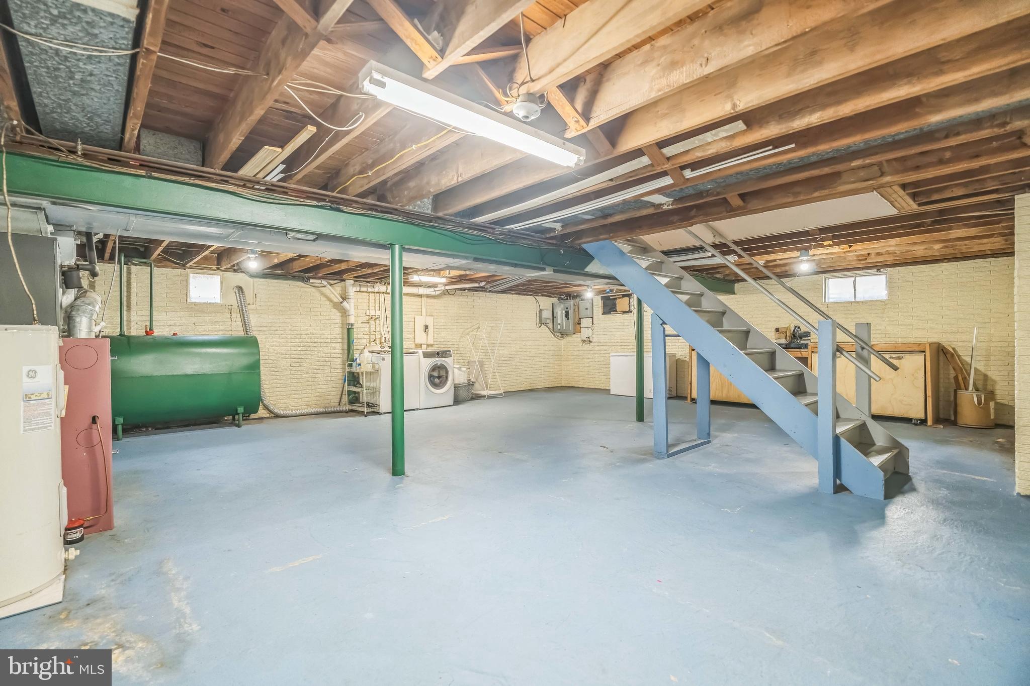 COATESVILLE - Residential