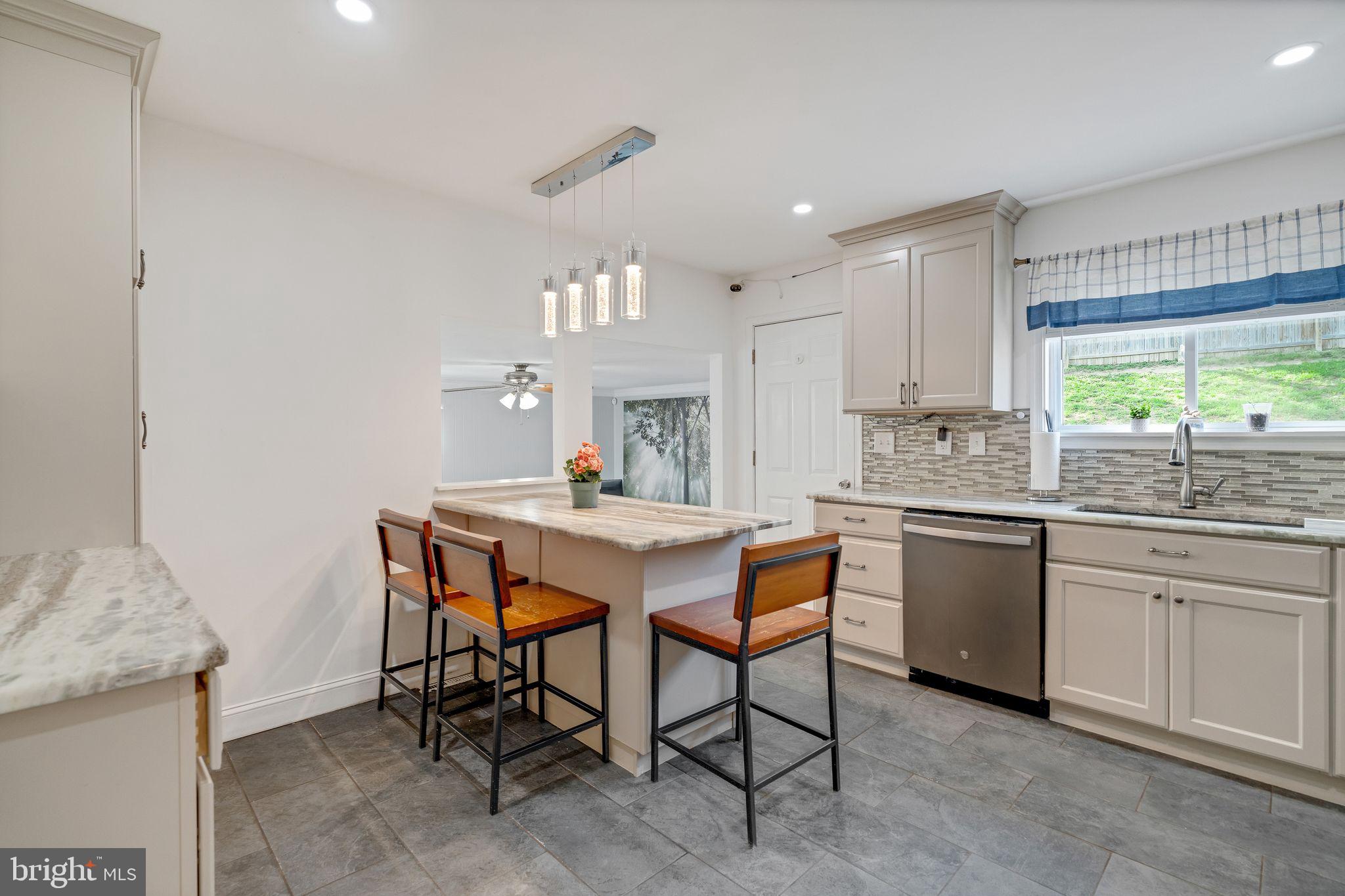 COATESVILLE - Residential