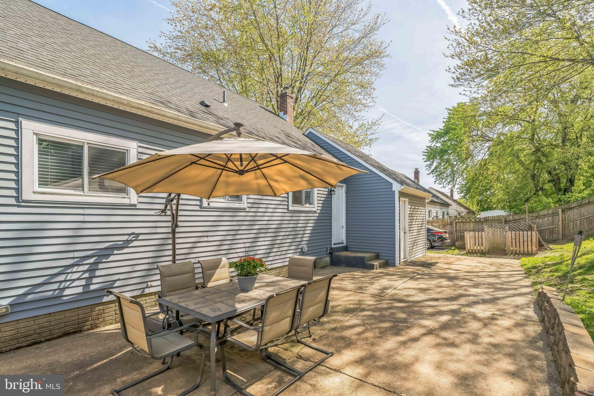 COATESVILLE - Residential