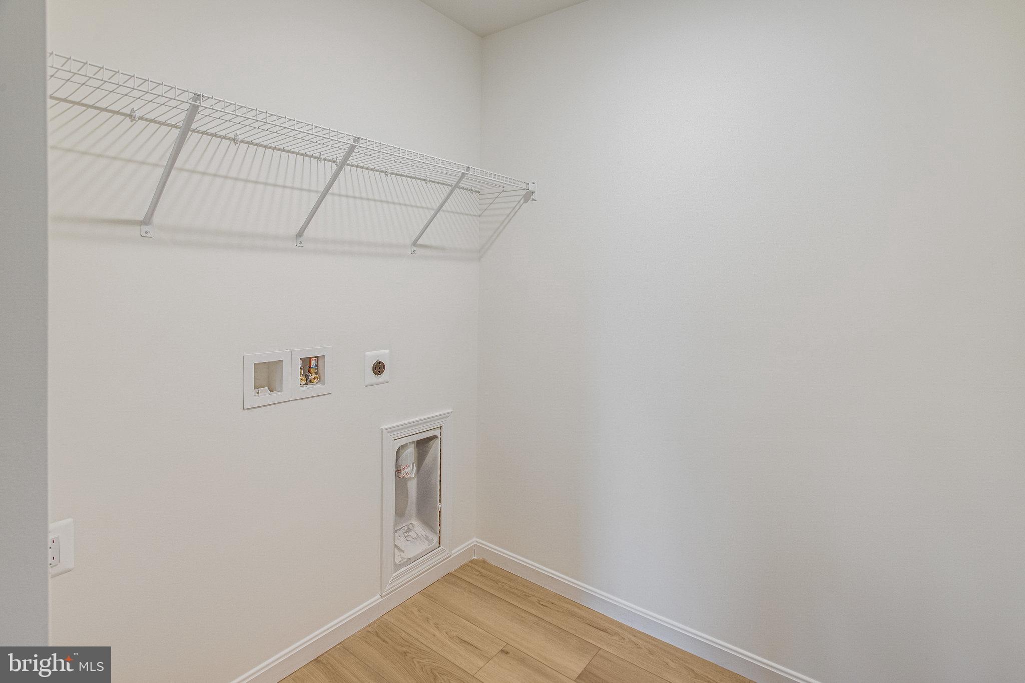 WILDERNESS SHORES - Residential