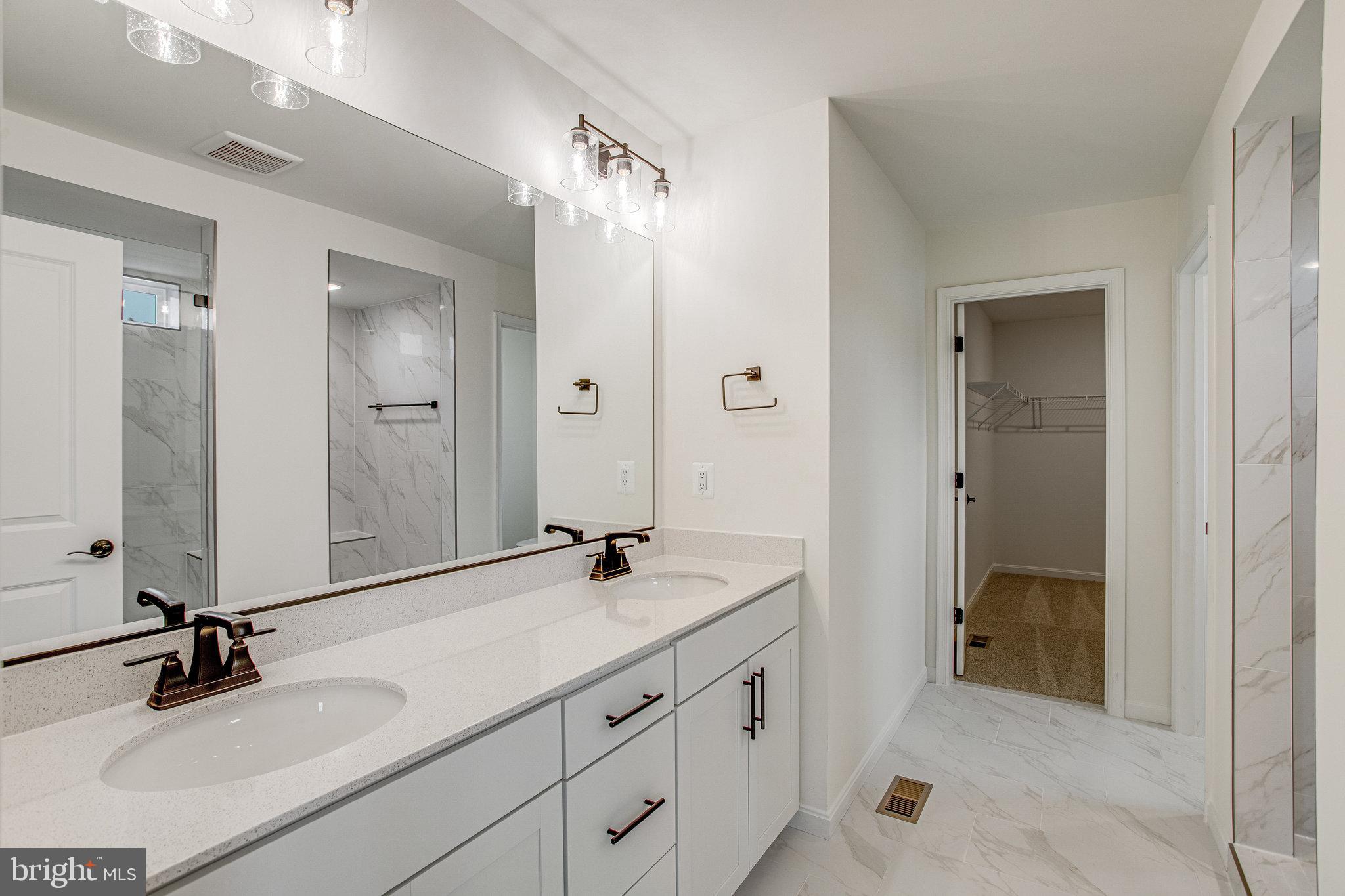 WILDERNESS SHORES - Residential