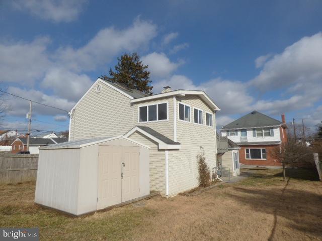 HAGERSTOWN - Residential