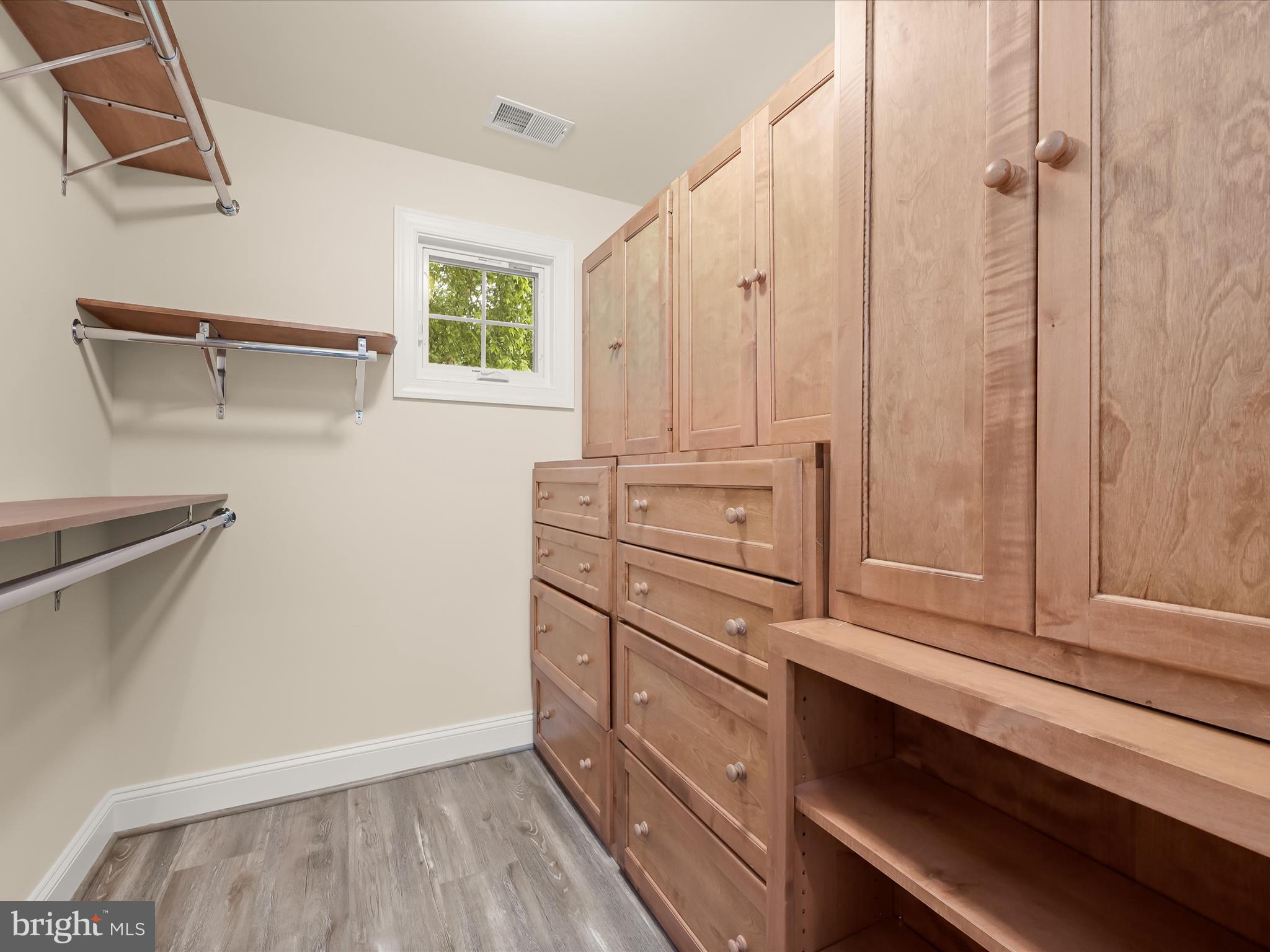 ALLENFORD - Residential