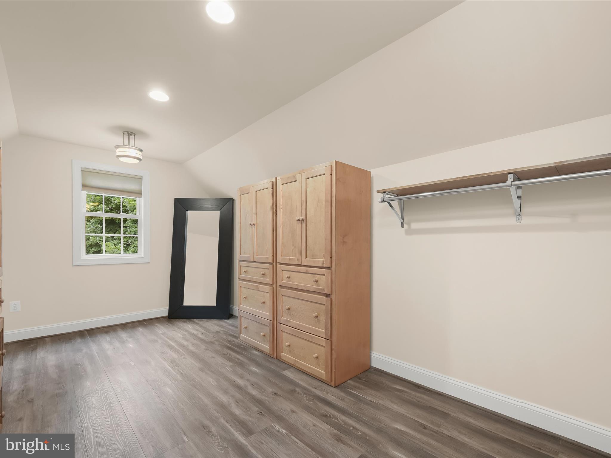 ALLENFORD - Residential