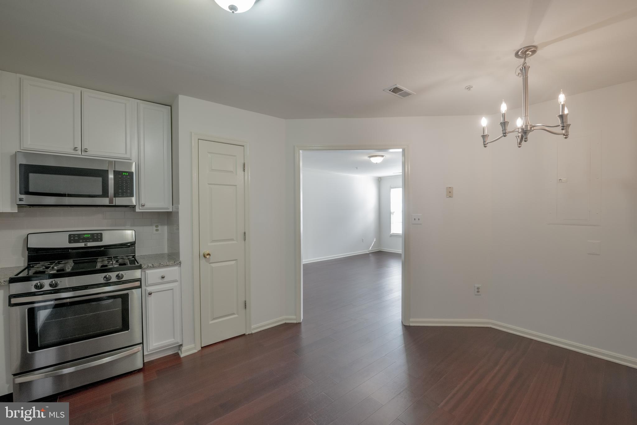 COLUMBIA PARK - Residential Lease