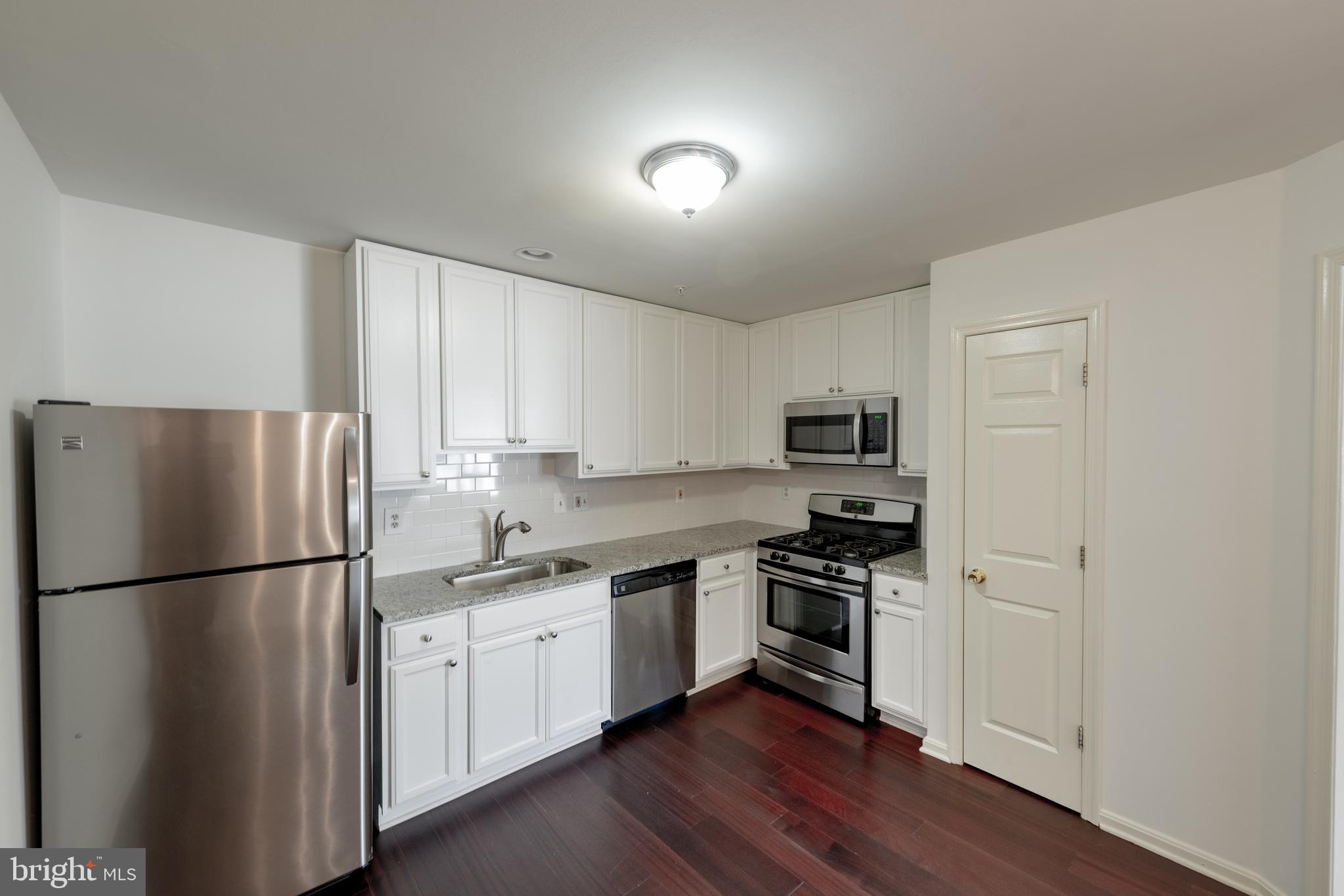 COLUMBIA PARK - Residential Lease