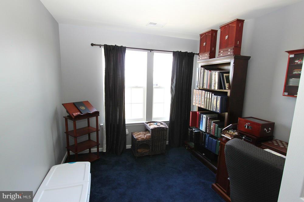 LAKELAND PLACE - Residential