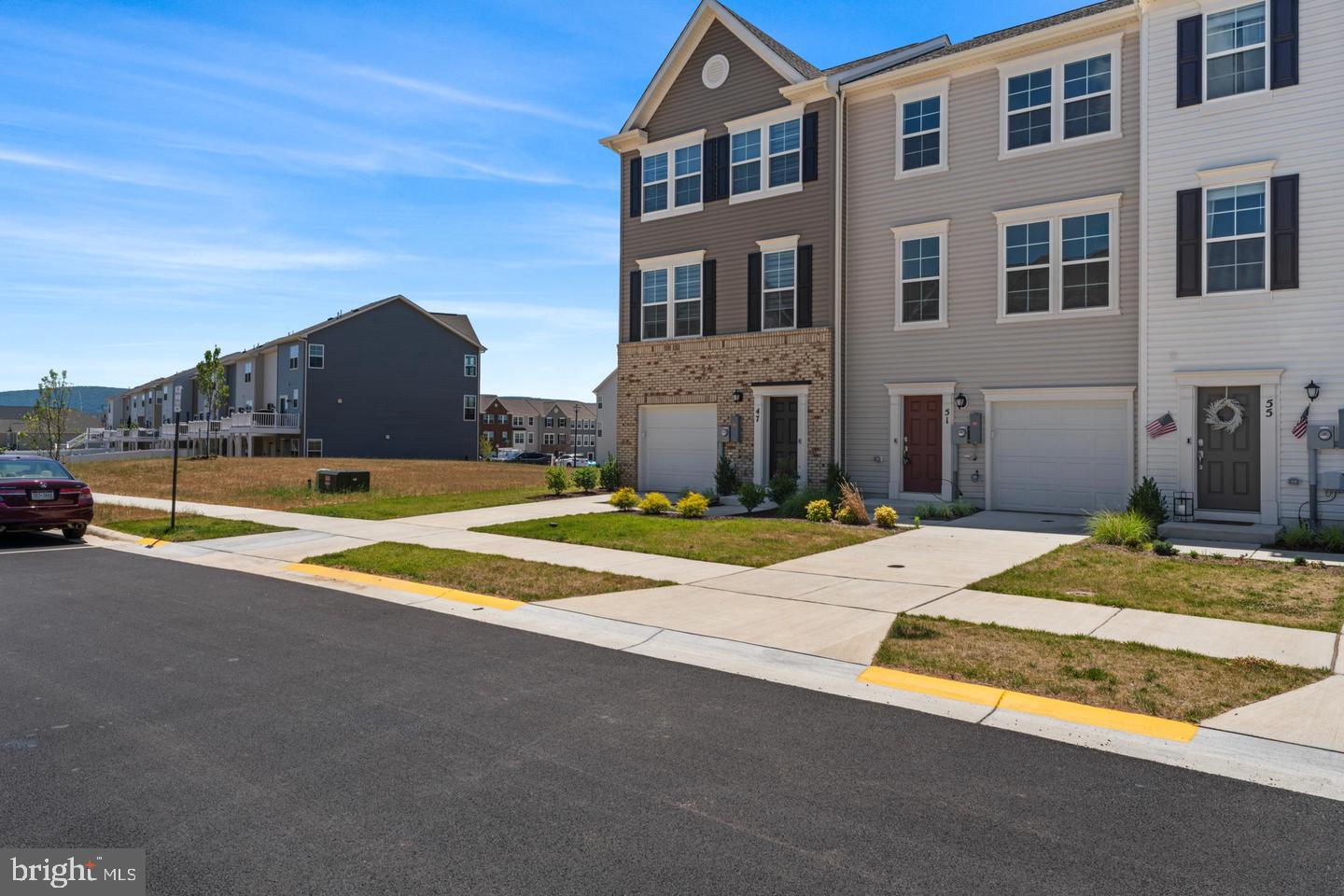 51 ARSBERG DRIVE