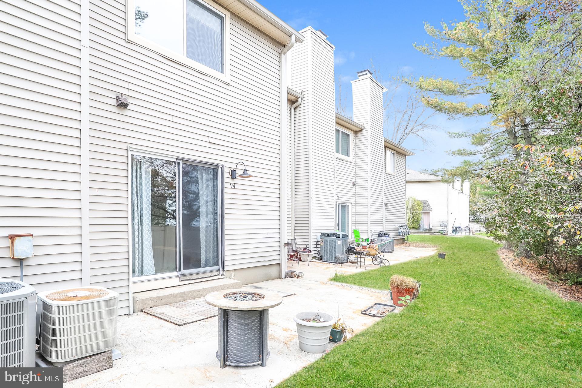 PRINCETON EAST - Residential Lease