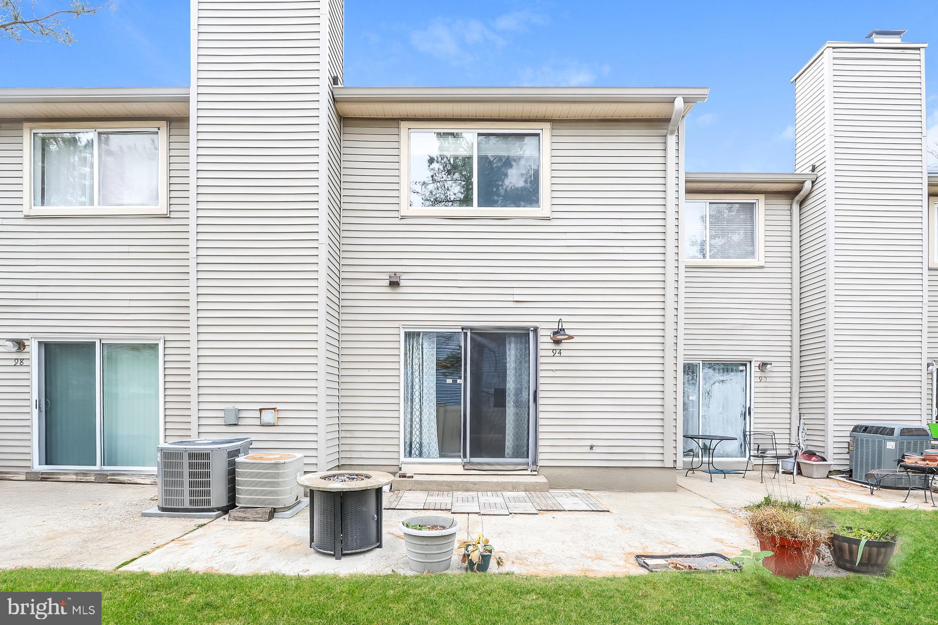 PRINCETON EAST - Residential Lease