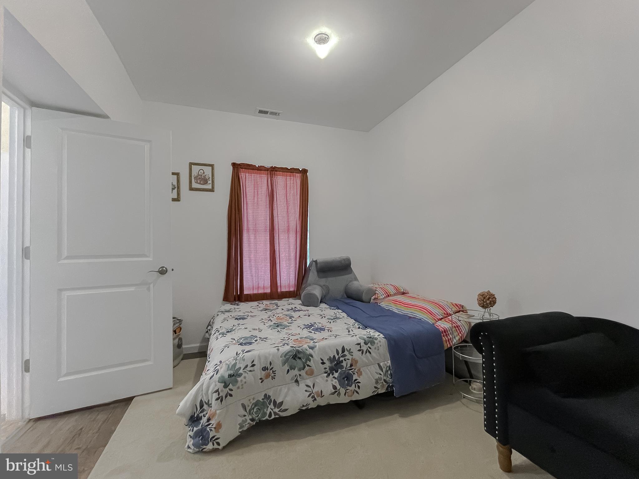 ST MARYS BEACH - Residential